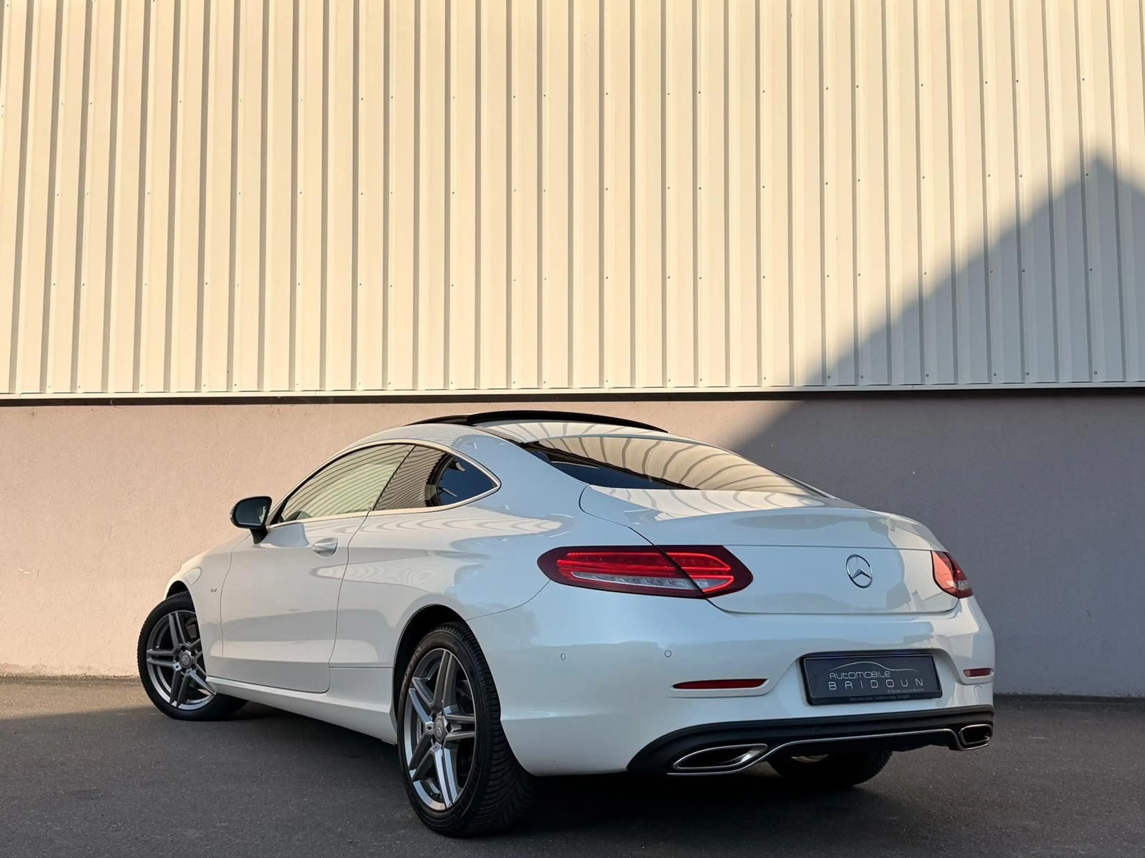 Mercedes-Benz C 300 Coupe Edition 1 LED Pano Navi Kamera — photo 5