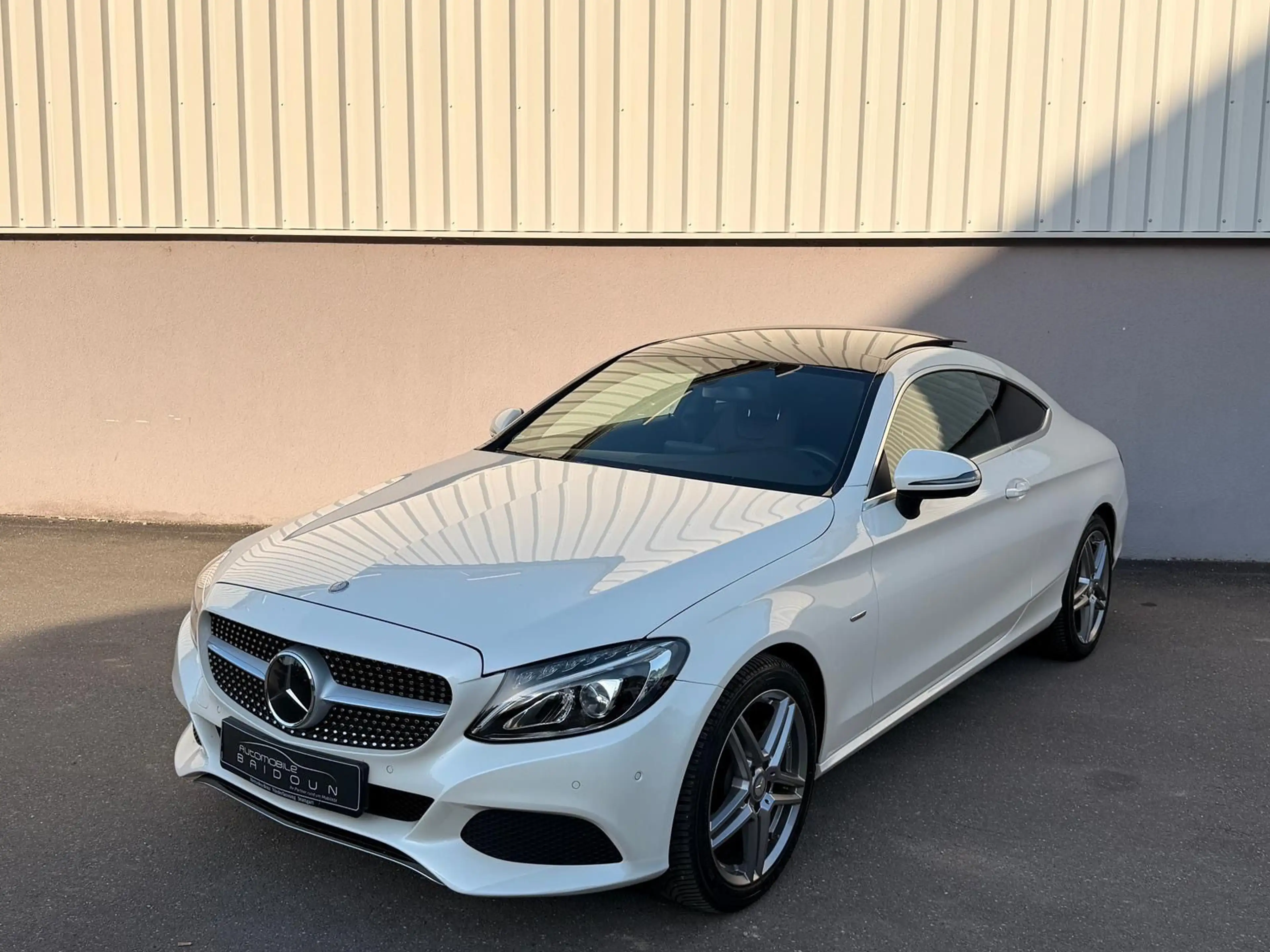 Mercedes-Benz C 300 Coupe Edition 1 LED Pano Navi Kamera — photo 3