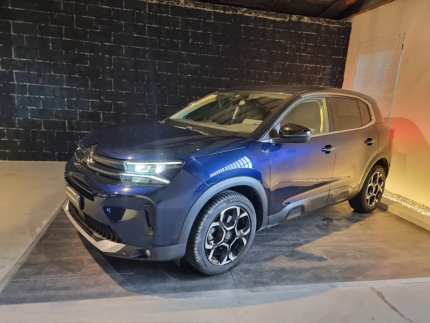 Citroen C5 Aircross C5 Aircross 1.5 bluehdi Feel Pack s Kék - 1
