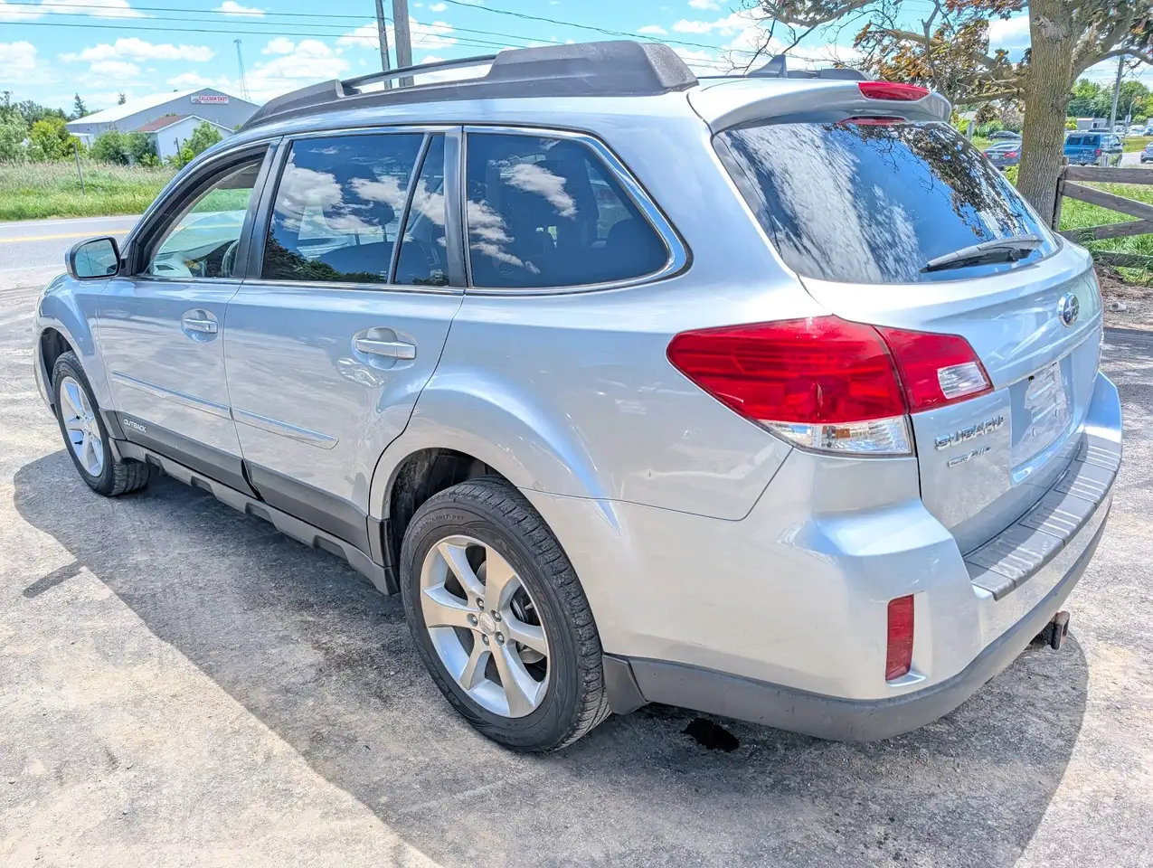 Subaru OUTBACK снимка Subaru OUTBACK