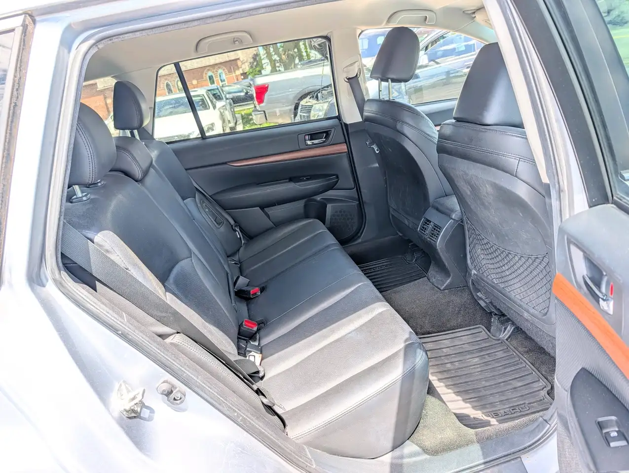Subaru OUTBACK снимка Subaru OUTBACK