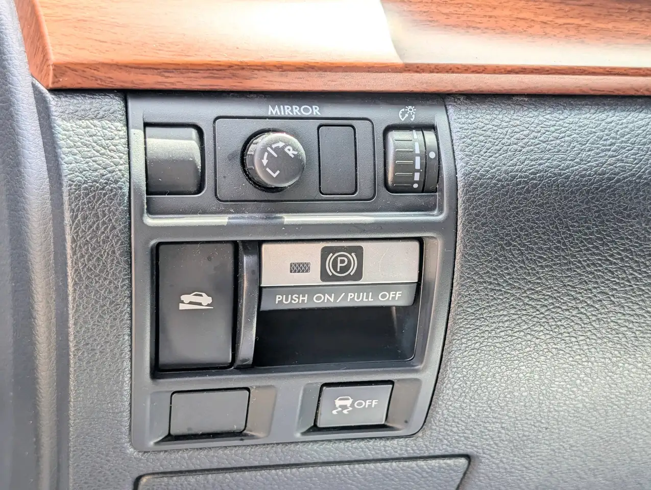 Subaru OUTBACK снимка Subaru OUTBACK