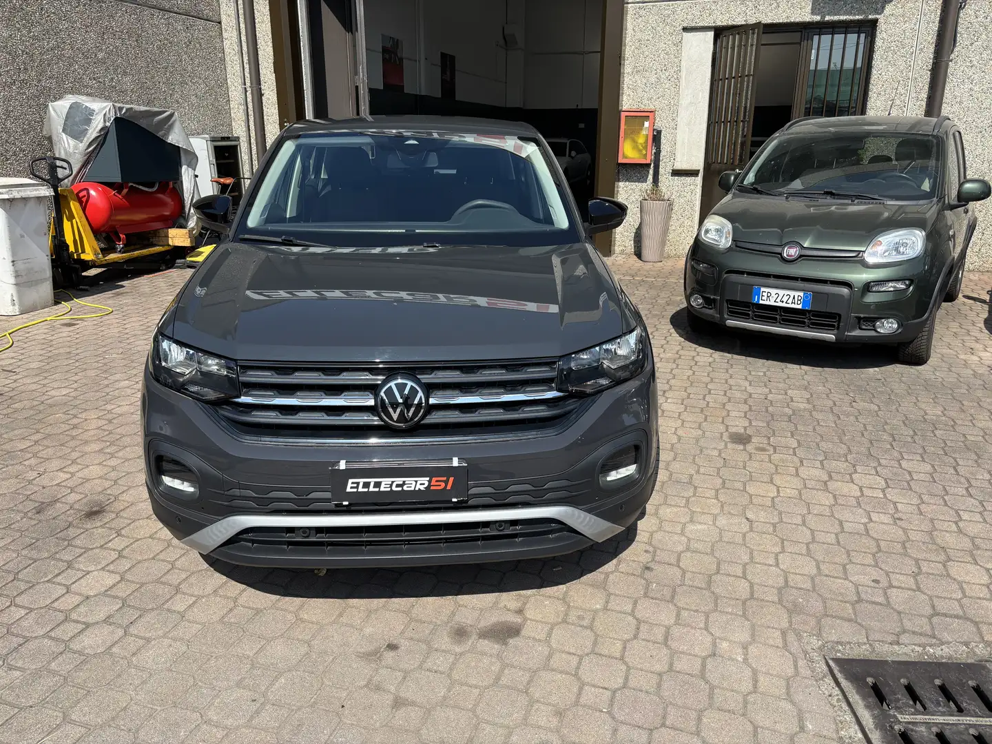 Volkswagen T-Cross 1.0 tsi Advanced 110cv - 1