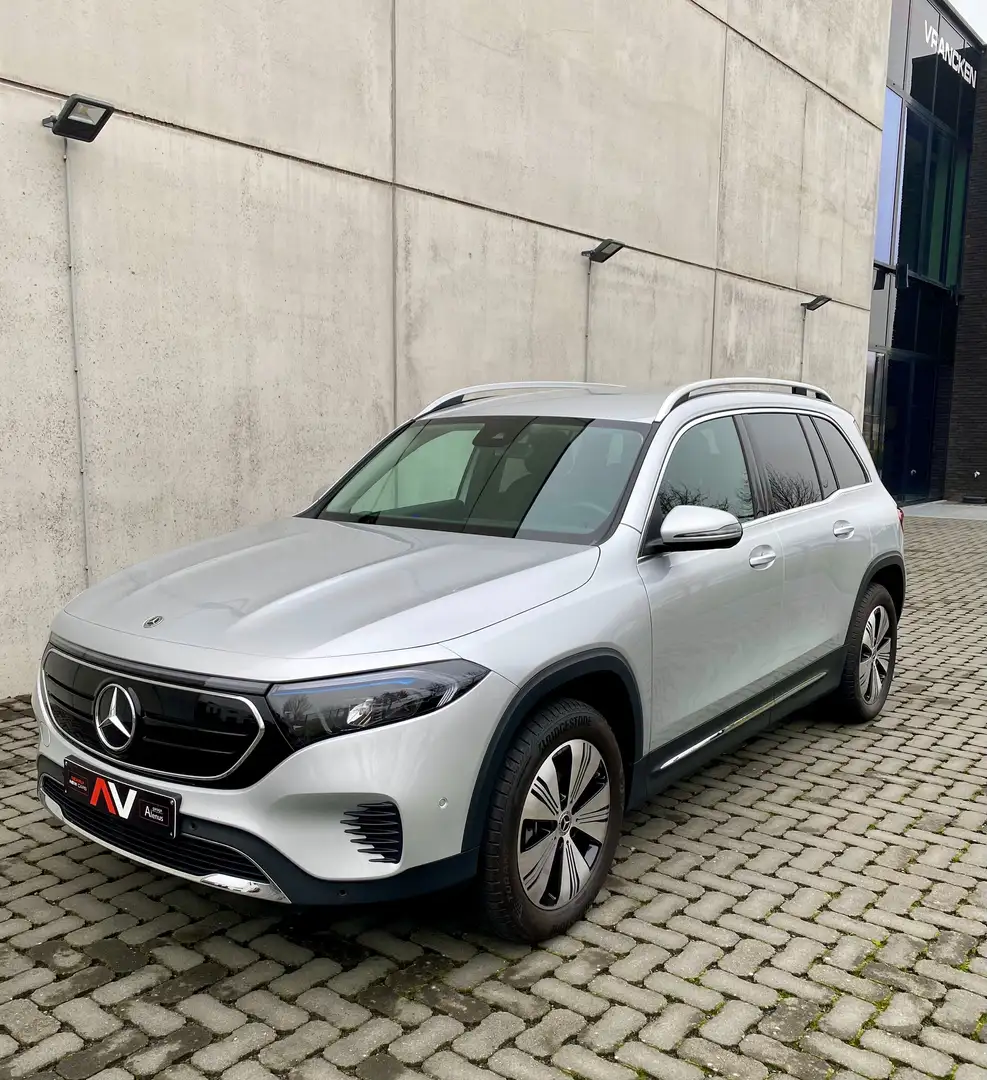 Mercedes-Benz EQB 250 LUXURY Line 7-Seat/Dodehoek/Camera/El.Achterklep Zilver - 1