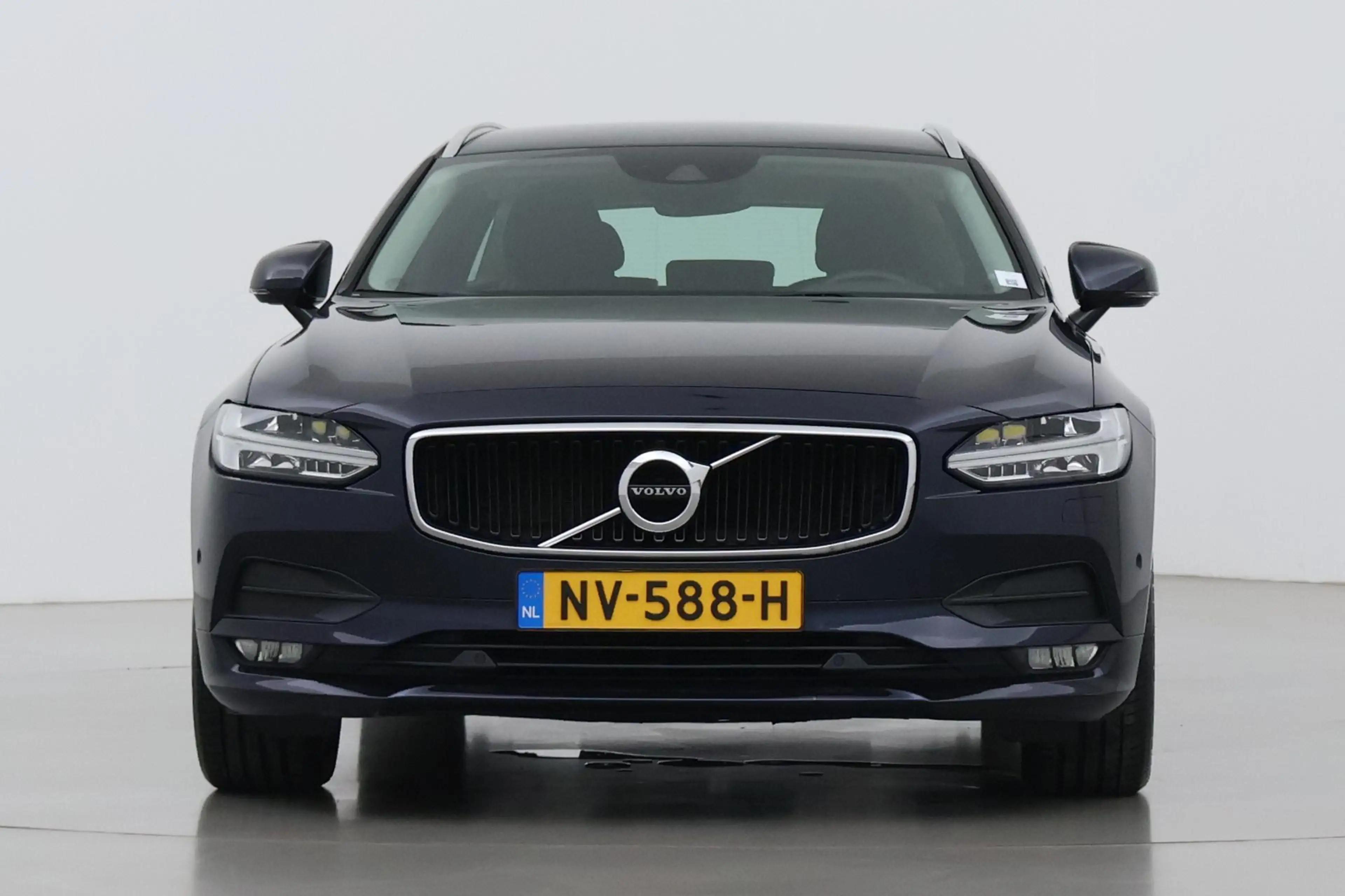 Volvo V90 2.0 T5 Momentum | Trekhaak | Leder | BLIS | Volled — photo 16