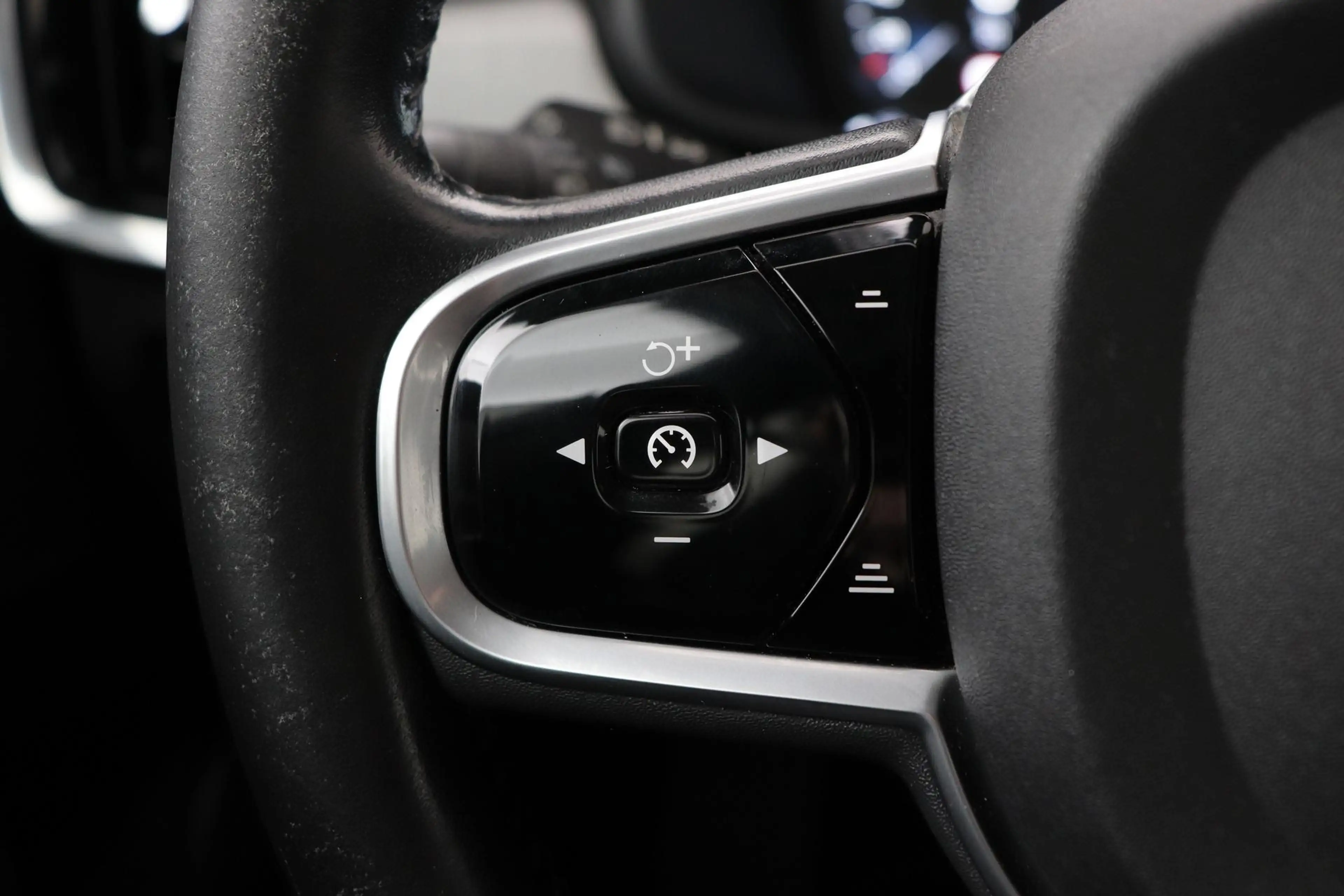Volvo V90 2.0 T5 Momentum | Trekhaak | Leder | BLIS | Volled — photo 35