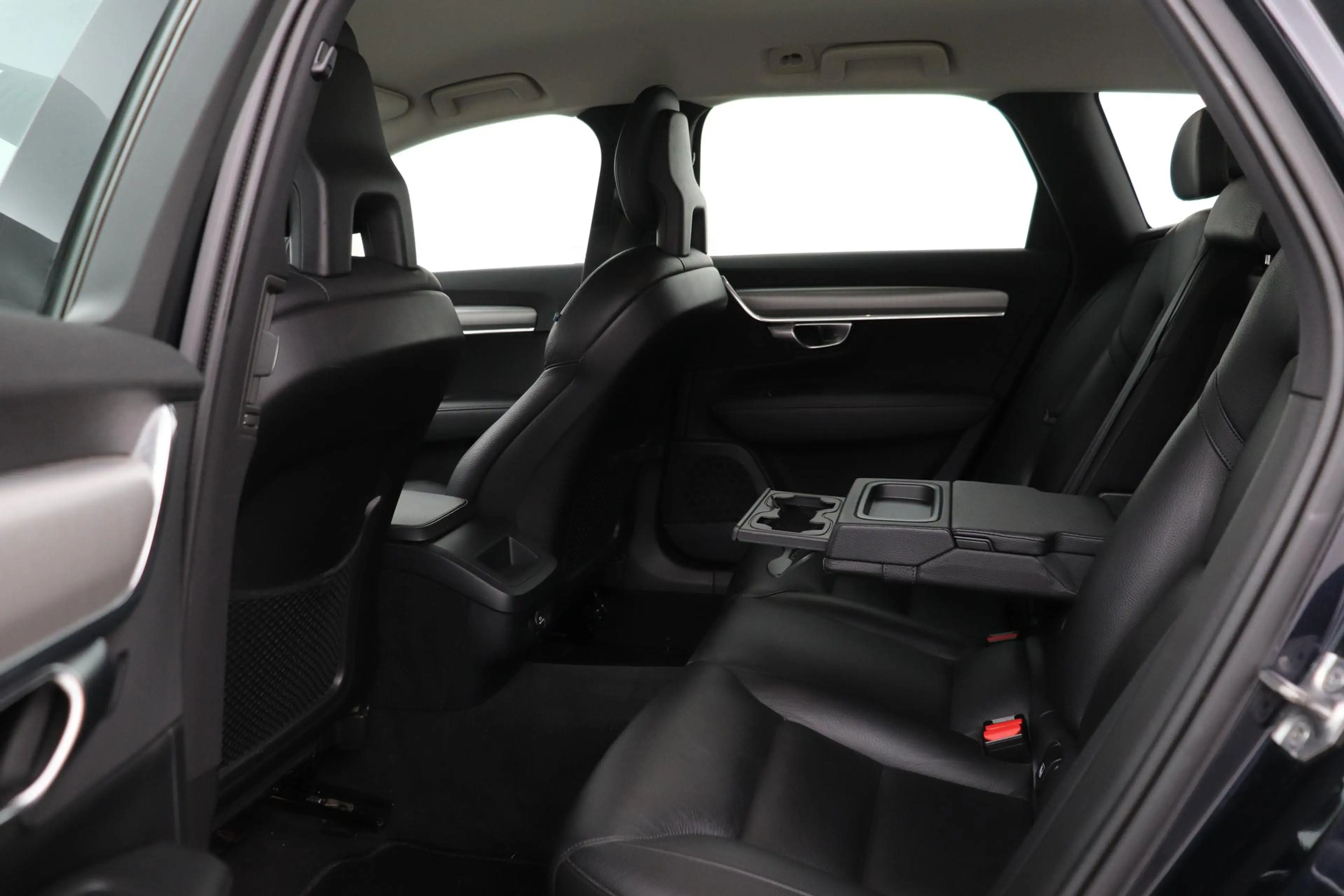Volvo V90 2.0 T5 Momentum | Trekhaak | Leder | BLIS | Volled — photo 42