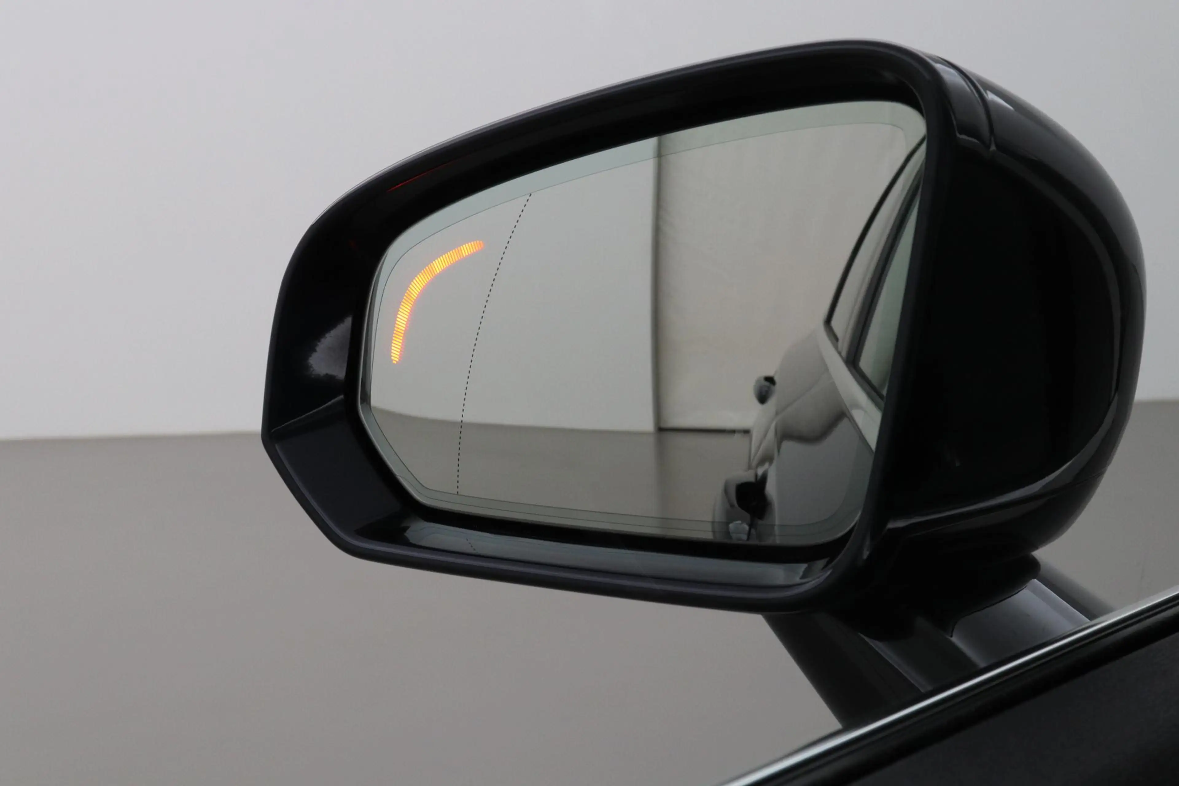 Volvo V90 2.0 T5 Momentum | Trekhaak | Leder | BLIS | Volled — photo 12