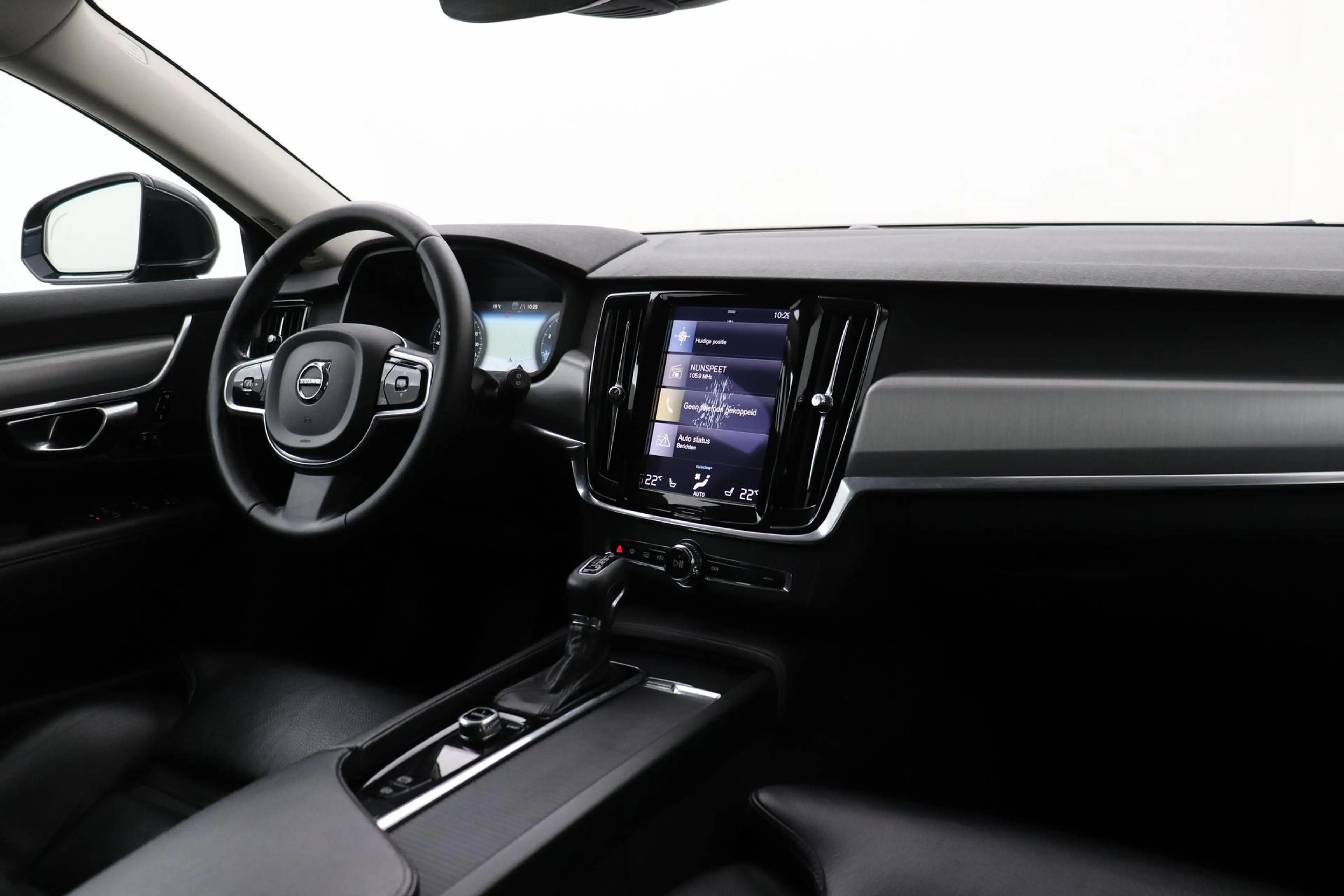 Volvo V90 2.0 T5 Momentum | Trekhaak | Leder | BLIS | Volled — photo 17