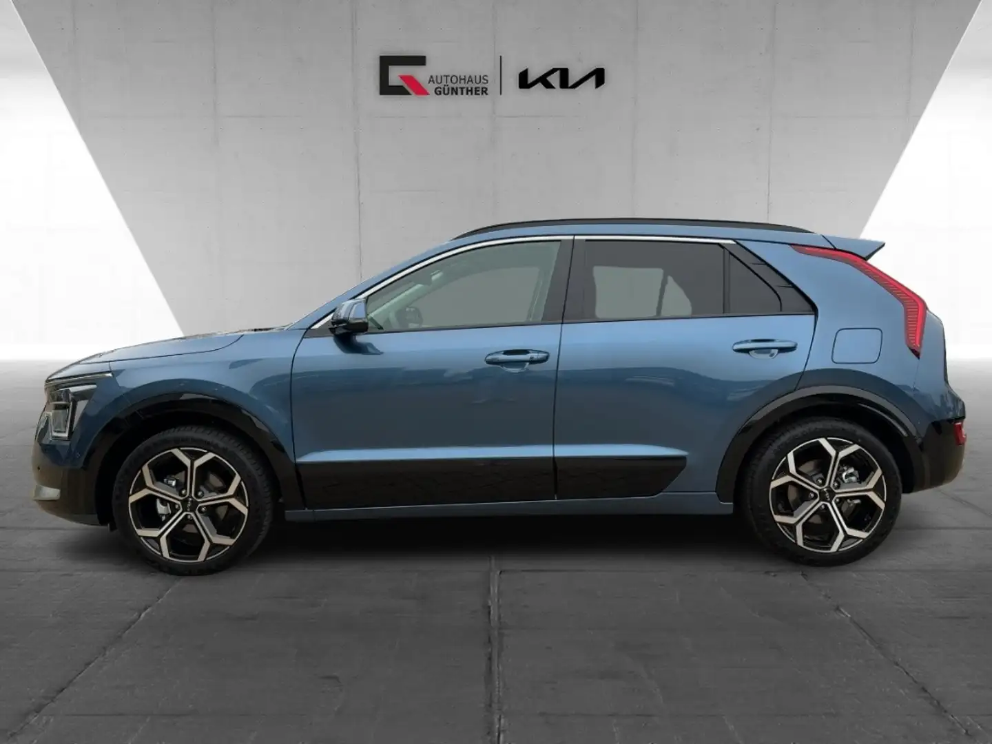 Kia Niro Spirit Hybrid 1.6 DCT Techn. Relax Glasd. Blau - 2