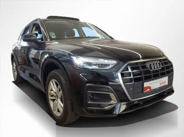 Audi Q5 view 9