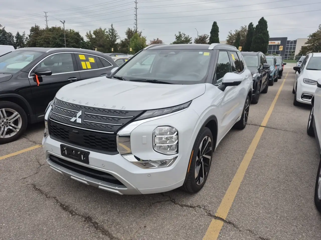 2024 Mitsubishi Outlander