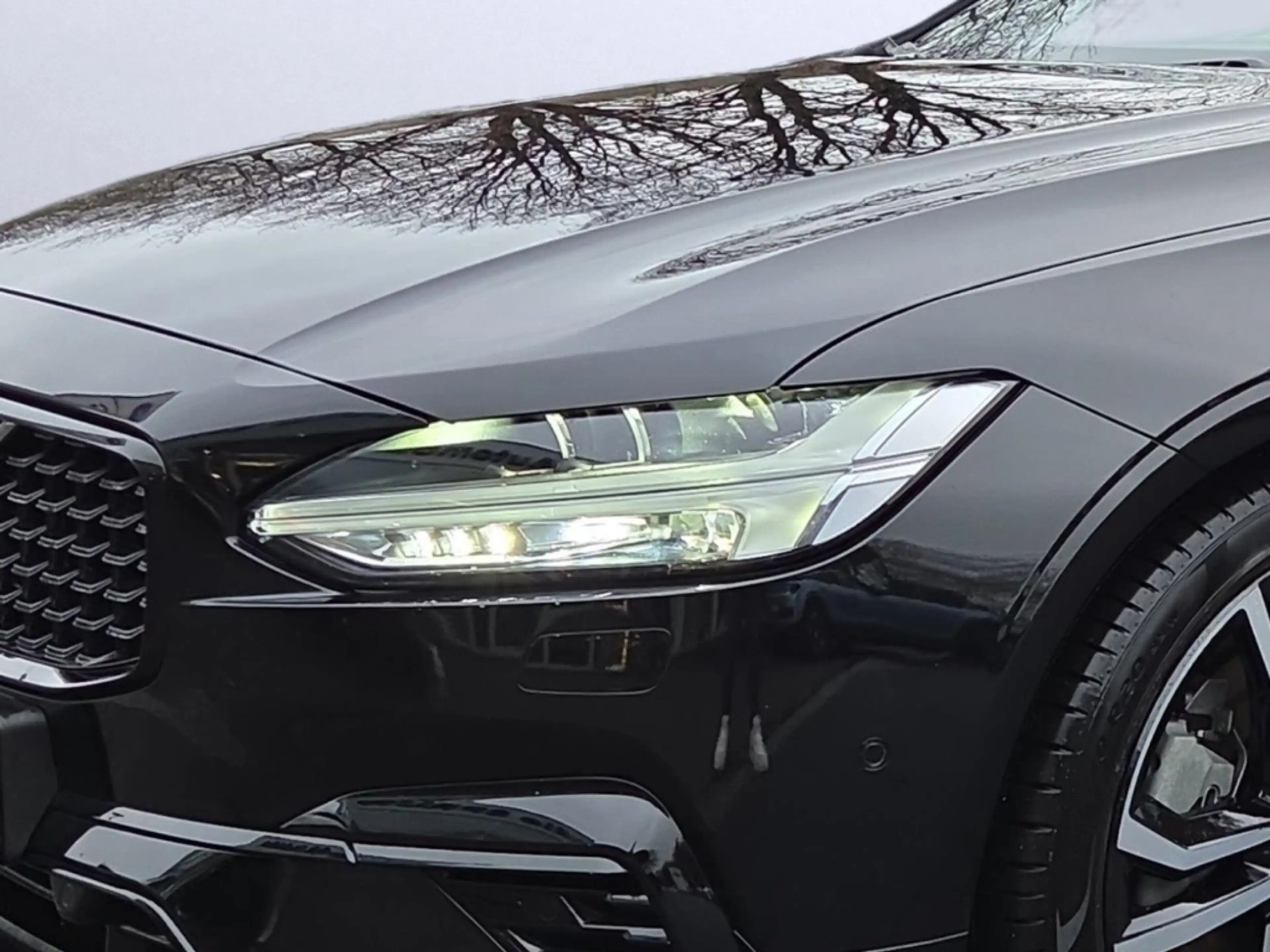 Volvo V90 T6 Plug-In Hybrid AWD Plus Dark mit Luftfw.,Panora — photo 5