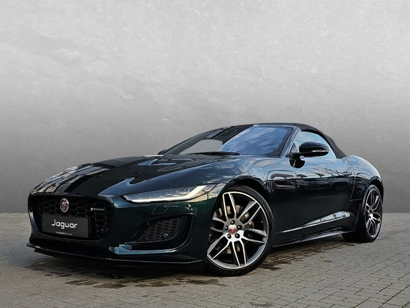 Jaguar F-Type P300 Cabriolet R-Dynamic 20 BLACK-PACK Groen - 1