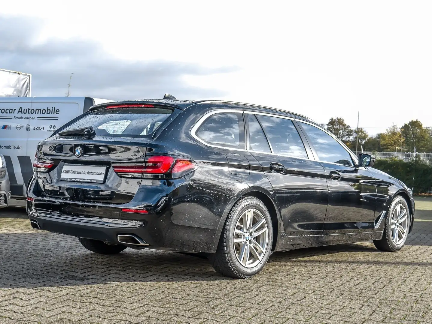 BMW 520 d Tour. Live Cockpit Prof.+PDC+DAB+ALARM+SHZ+Klima Negro - 2