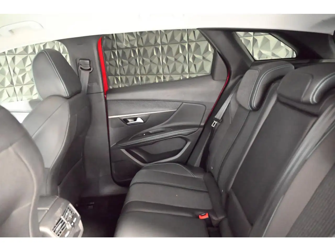 Peugeot 3008 3008 — photo 23