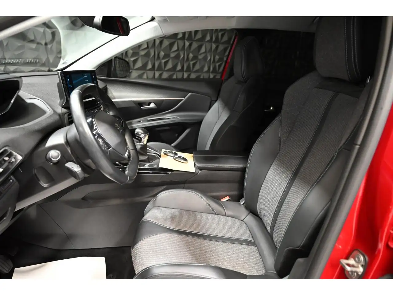 Peugeot 3008 3008 — photo 16