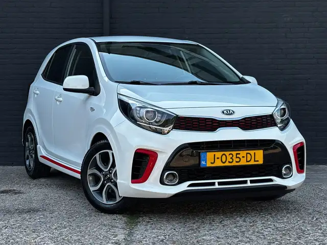 Kia Picanto view 2