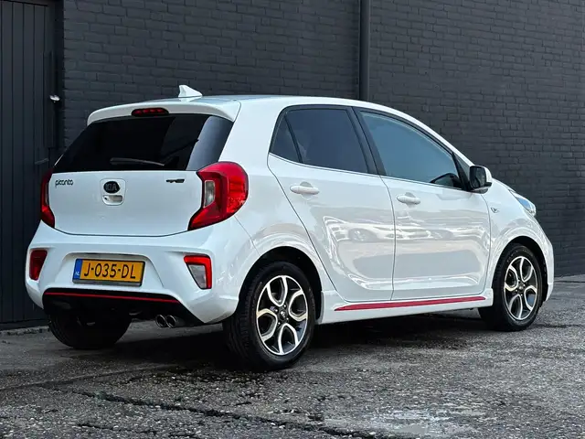 Kia Picanto view 9