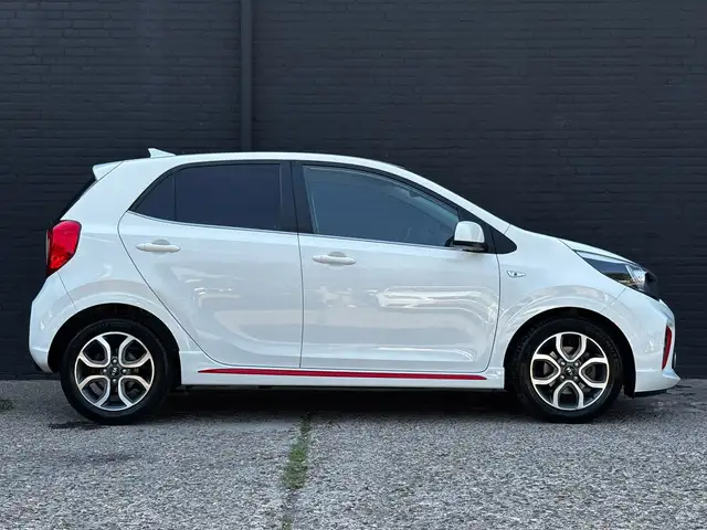 Kia Picanto view 8