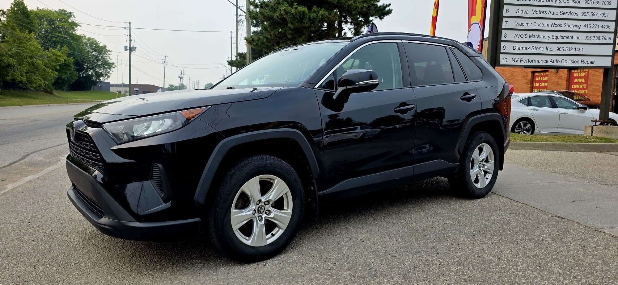2019 Toyota RAV 4 AWD LE-NO ACCIDENT-REVERSE CAMERA-BLIND SPOT MONIT