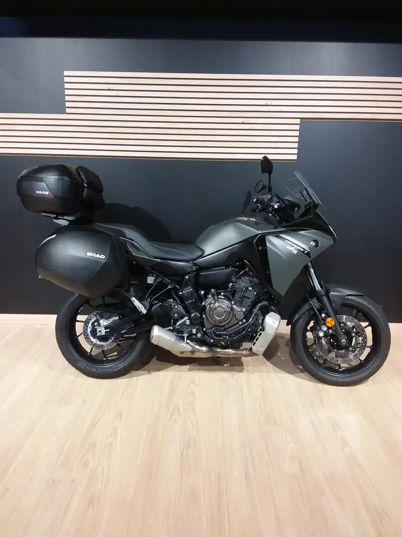 Yamaha Tracer 7 Grigio - 1