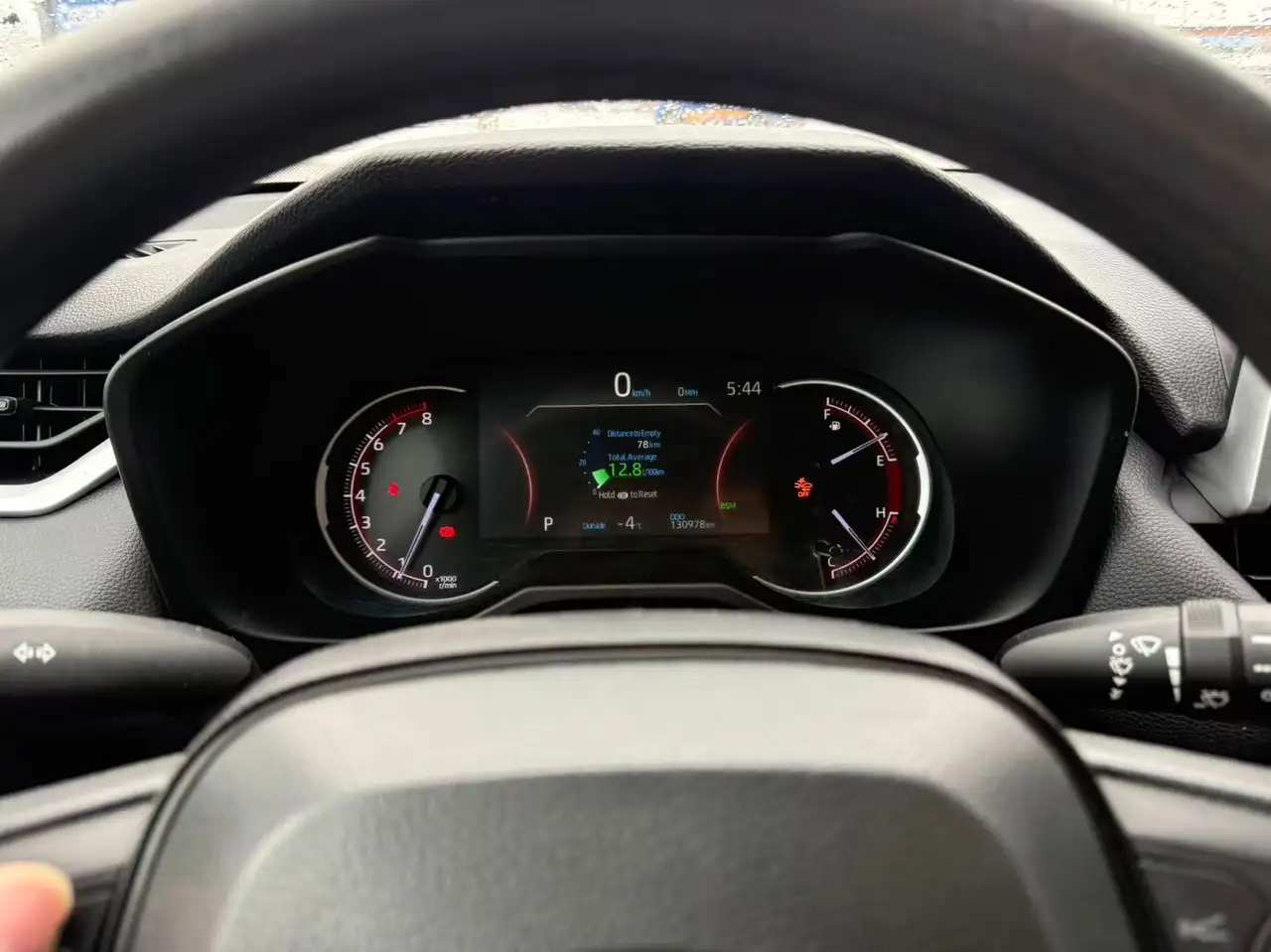 Toyota RAV 4 снимка Toyota RAV 4