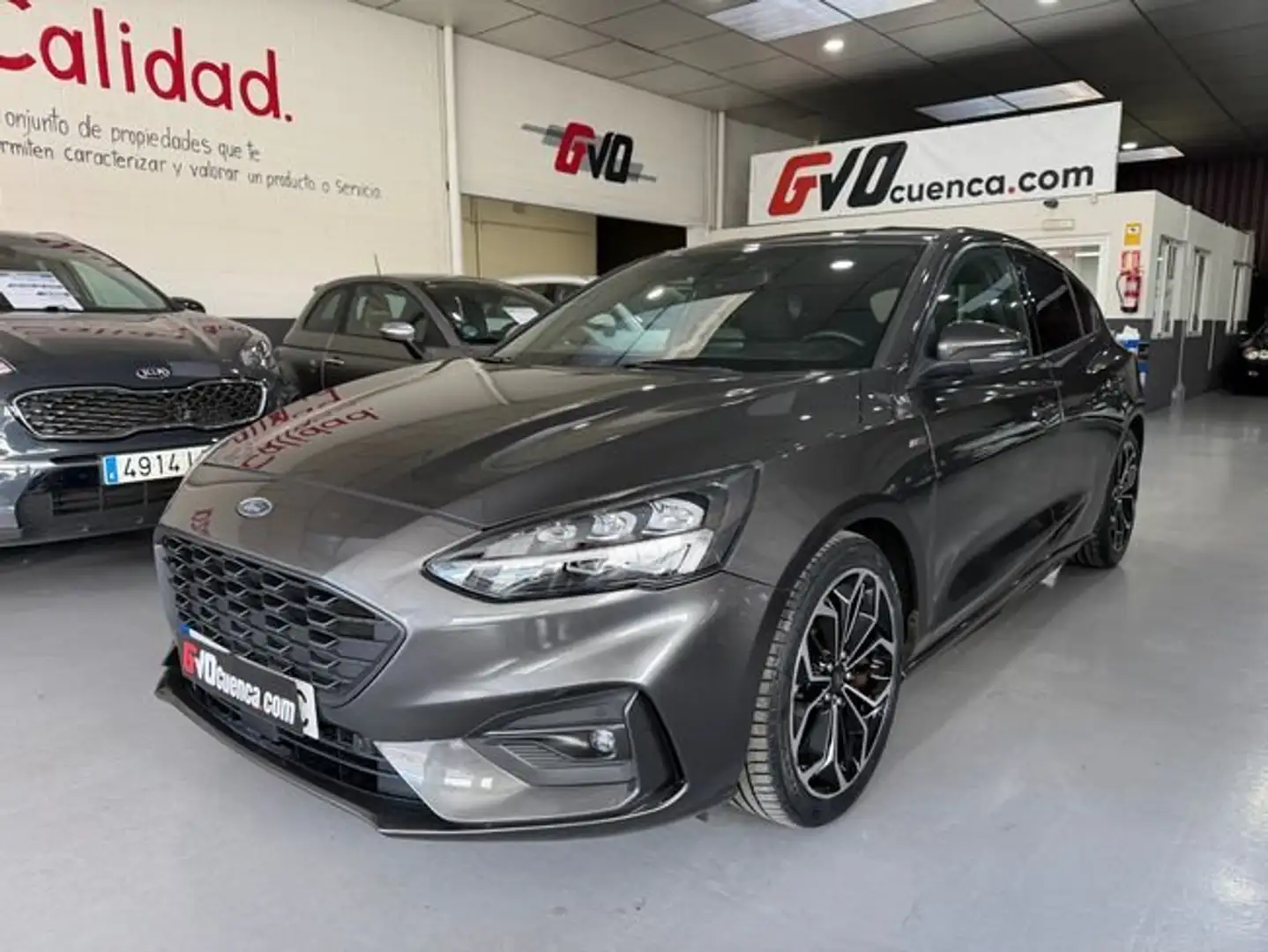 Ford Focus 1.0 ECOBOOST 125CV ST-LINE 5P Gris - 1