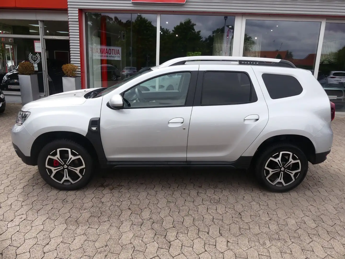 Dacia Duster II Adventure Kamera*Navi*SHZ*Tempomat Gri - 2