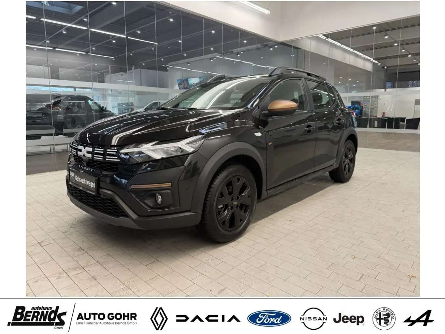 Dacia Sandero Stepway TCe 110 Extreme+ SITZHEIZUNG RÜCKFAHR-KAM. Schwarz - 1
