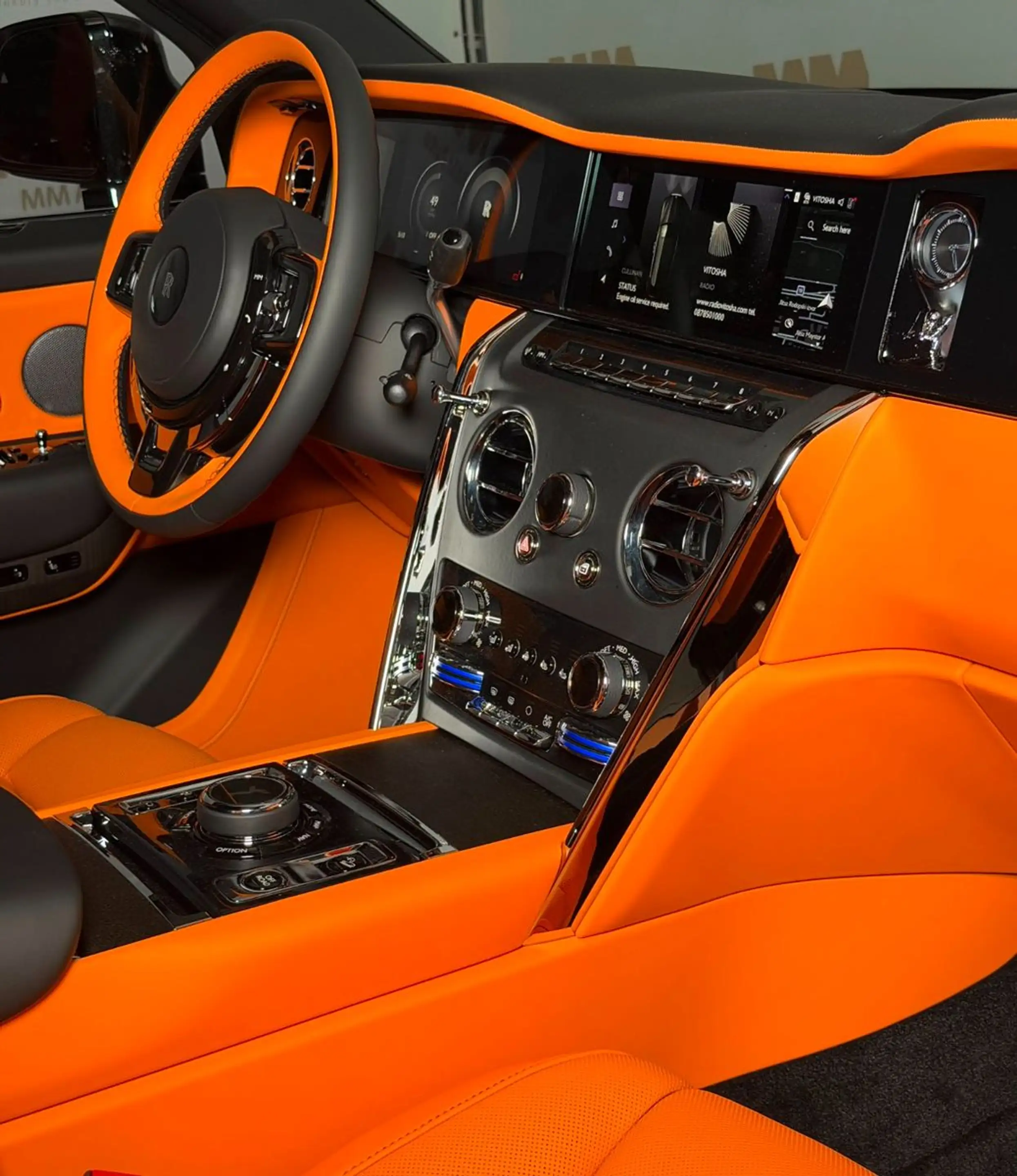 Rolls-Royce Cullinan Series II Silver Bespoke Mandarin Shoot — photo 11