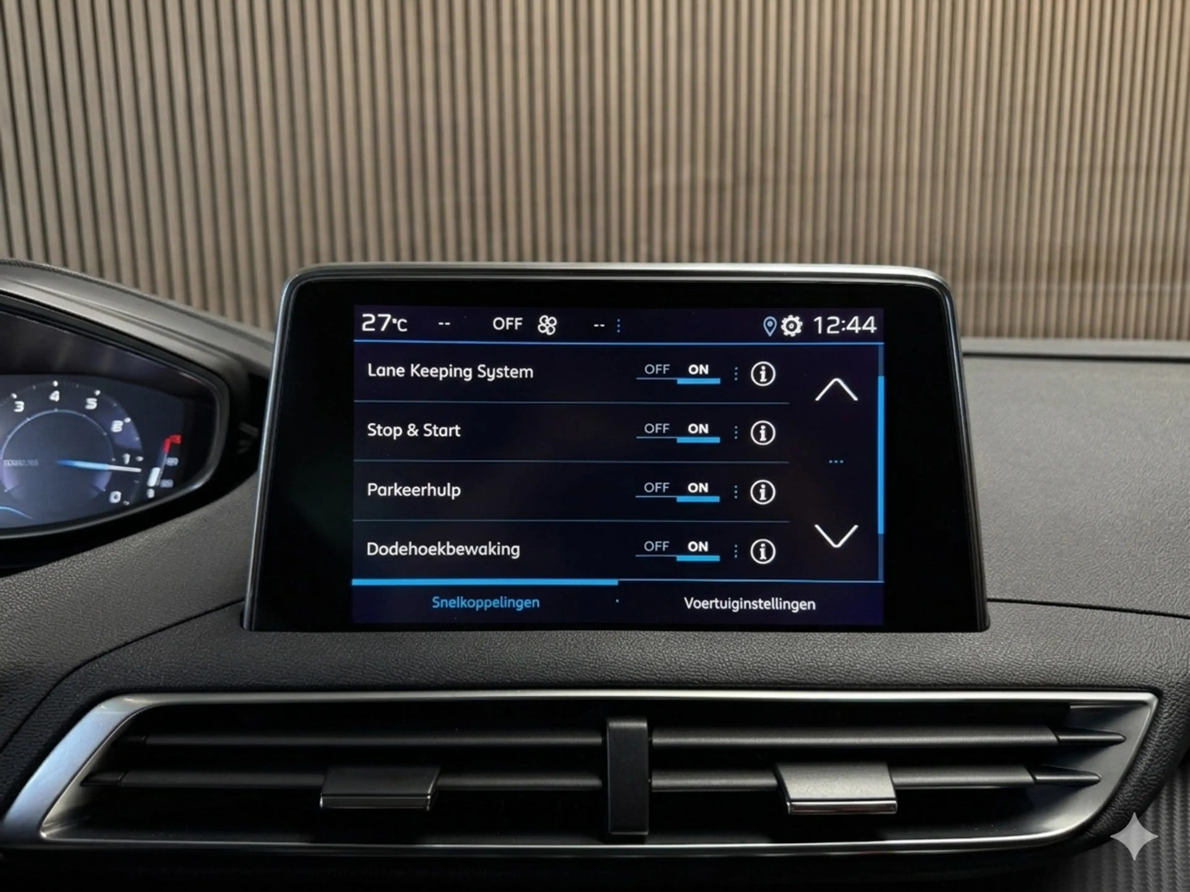 Peugeot 3008 1.2 PureTech Allure | Automaat | Nieuwe riem | Aan — photo 31