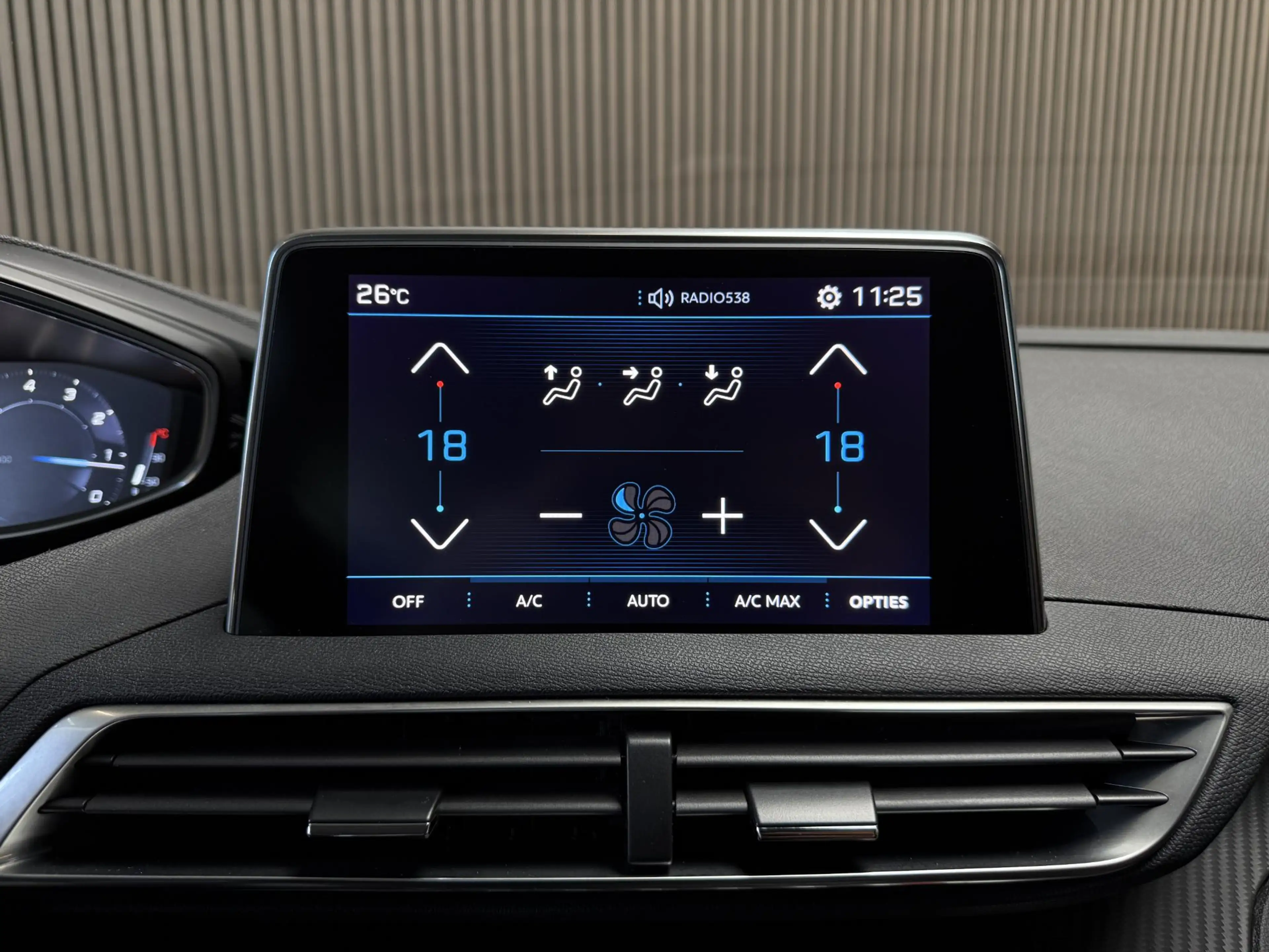 Peugeot 3008 1.2 PureTech Allure | Automaat | Nieuwe riem | Aan — photo 29