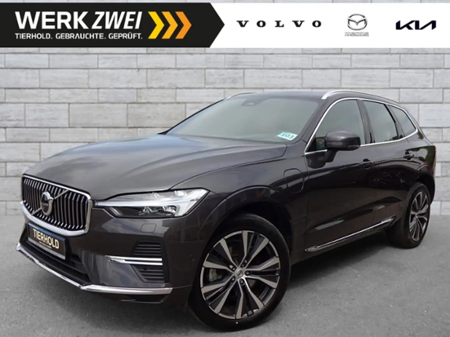 Volvo XC60 T8 Inscription Plug-In AWD ACC B&W PANO HUD Grau - 1