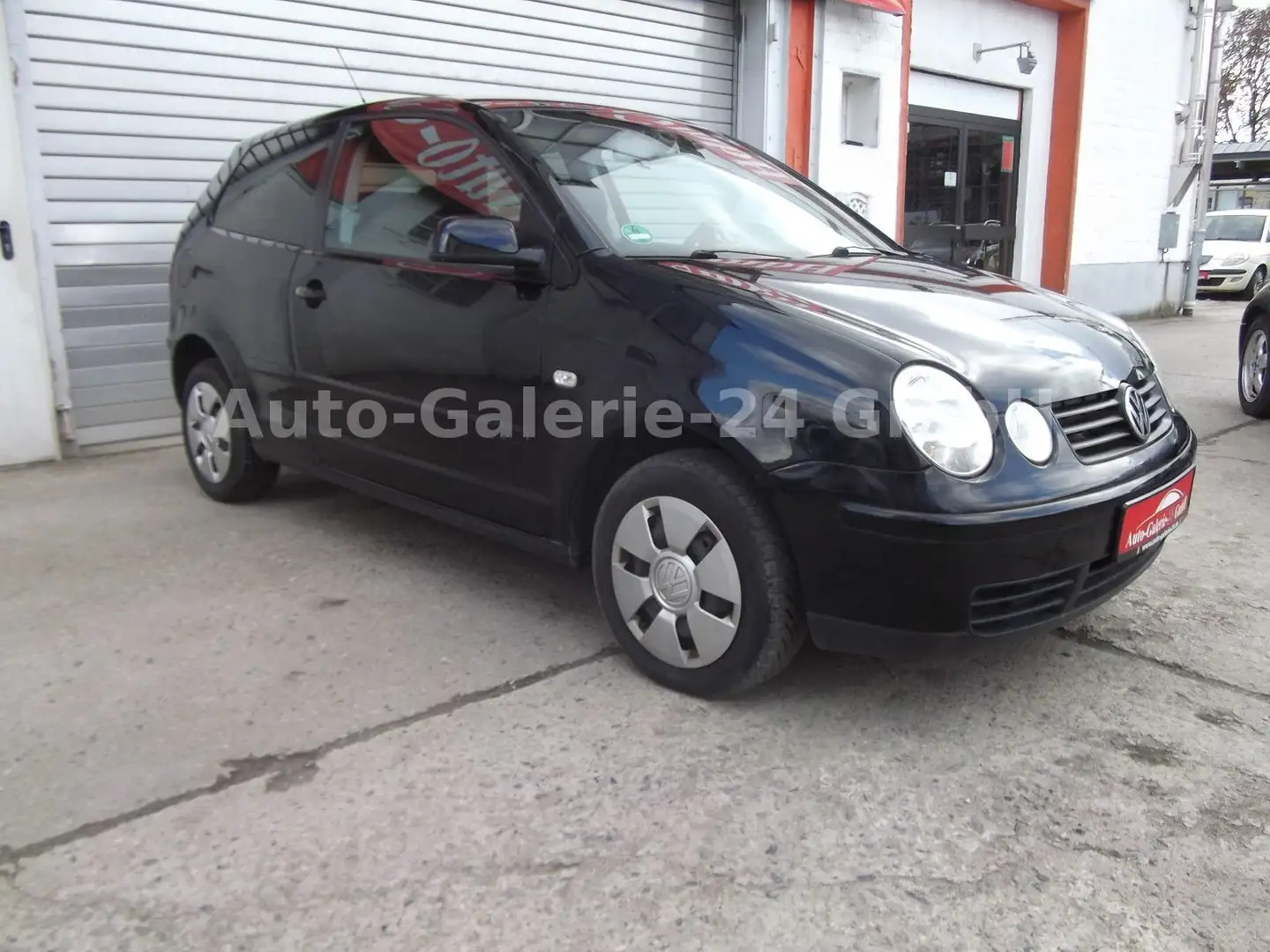 Volkswagen Polo IV 1,2i Basis Klima Tüv Neu! Schwarz - 2