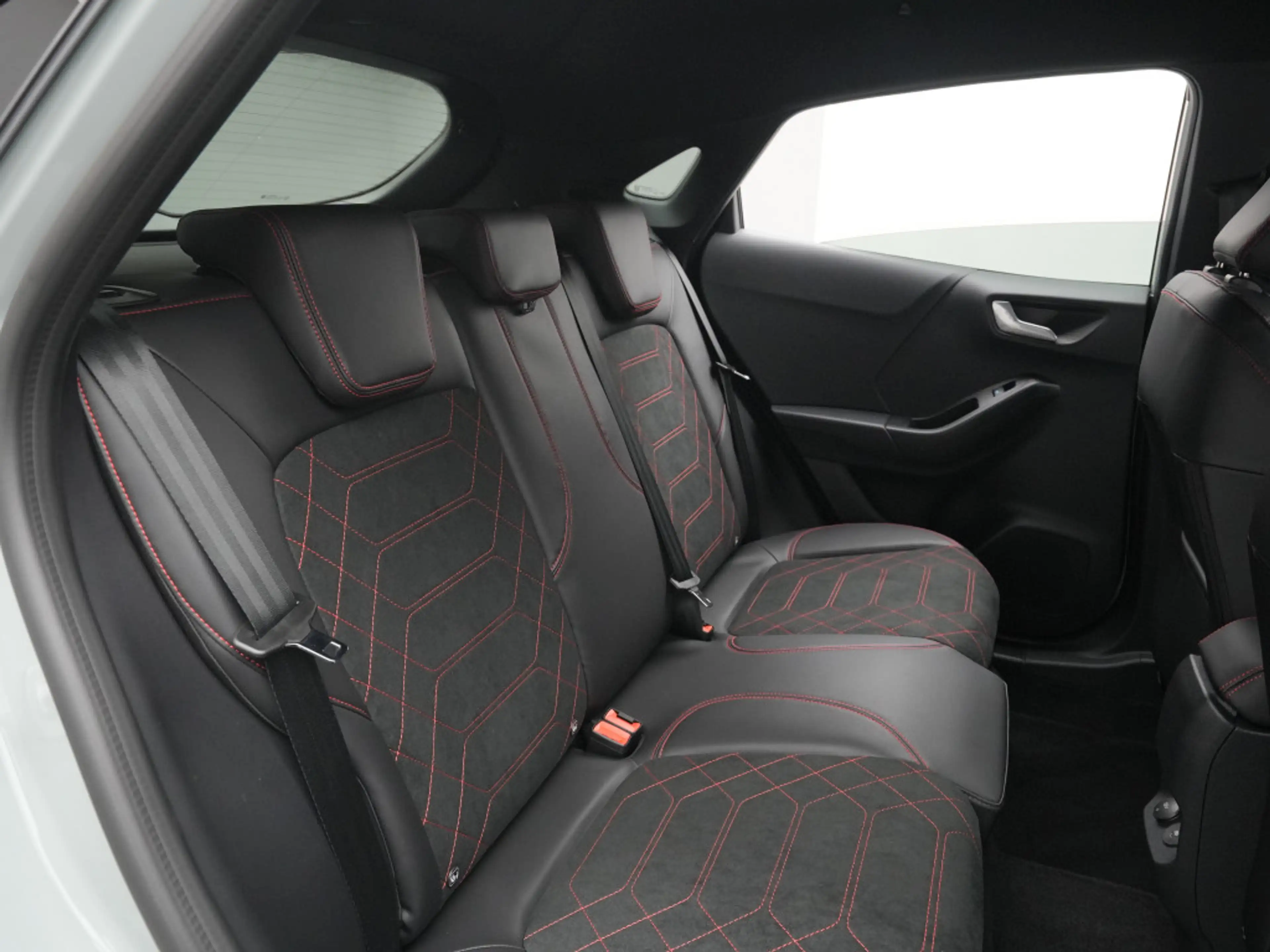 Ford Puma ST-Line X 155PS Aut./Winter-P./LED -16%* — photo 14