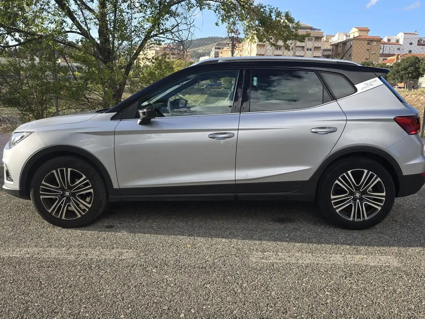 SEAT Arona Arona 1.0 TSI Xcellence 115 Gris - 1