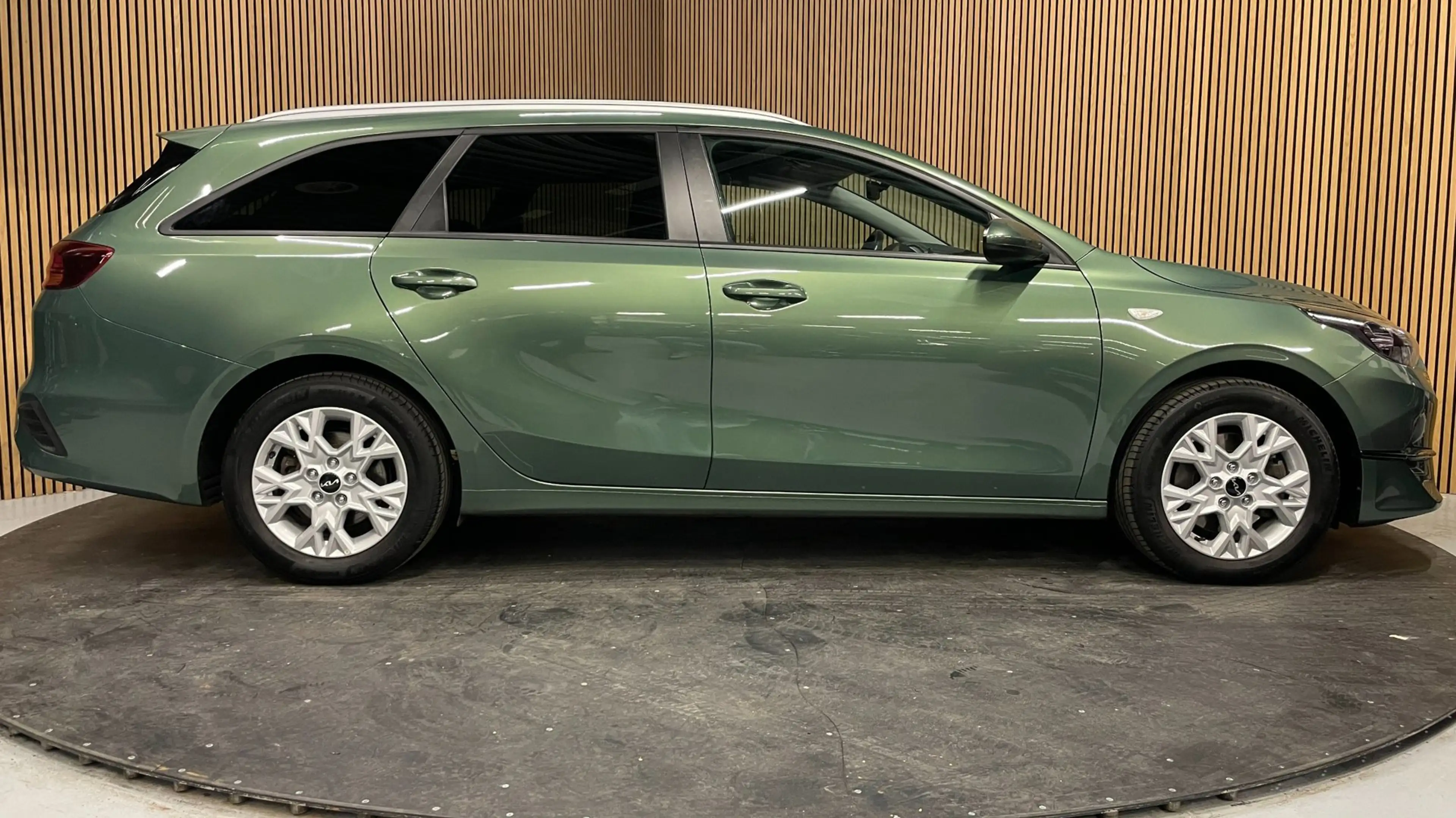 Kia Ceed SW / cee'd SW Sportswagon 1.0 T-GDi DynamicLine|AFN.TREKHAAK|CAR — photo 29