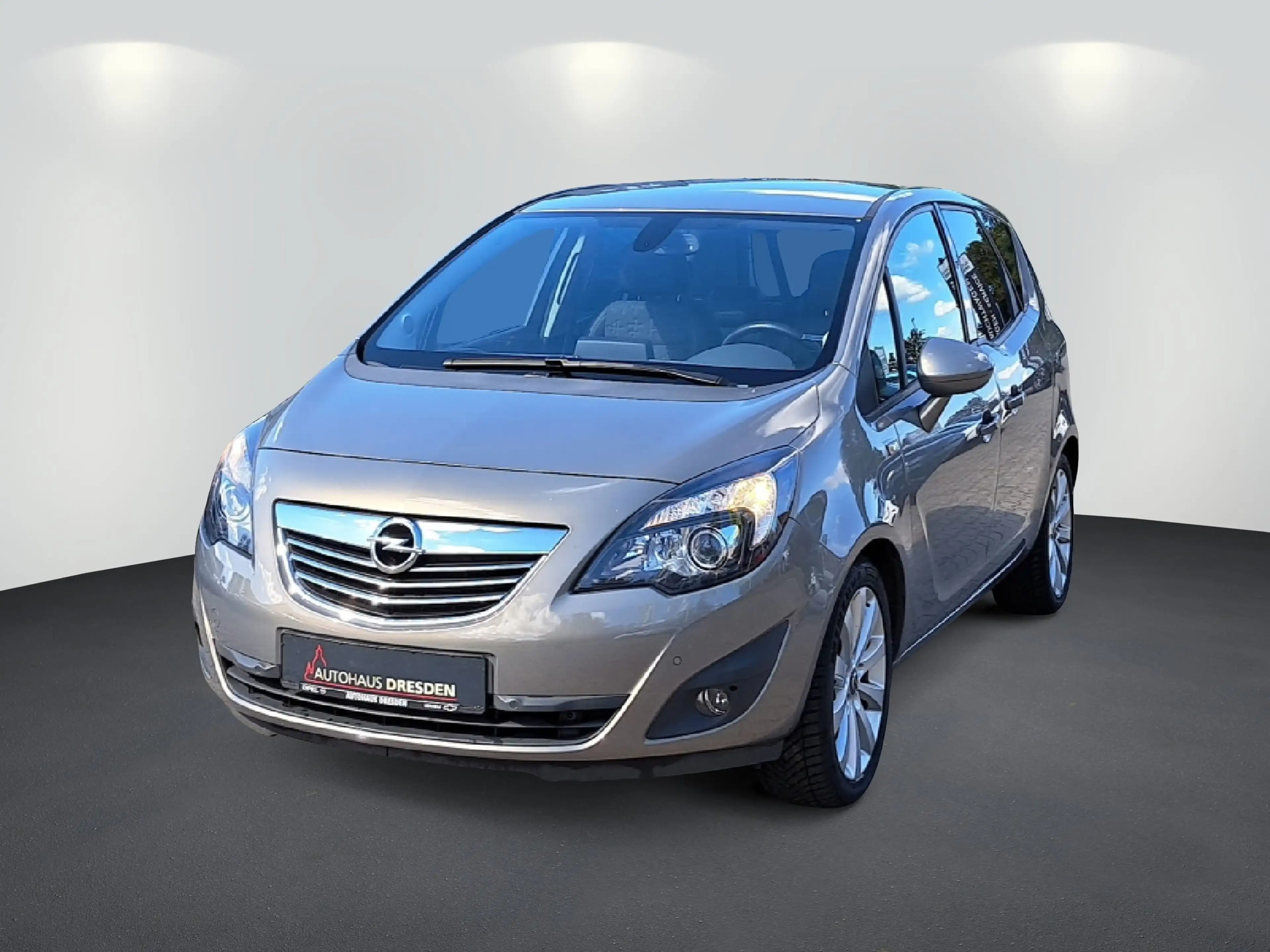 Opel Meriva B 1.4 Turbo Innovation *NAVI*SHZ*PDC*AWR* — photo 3