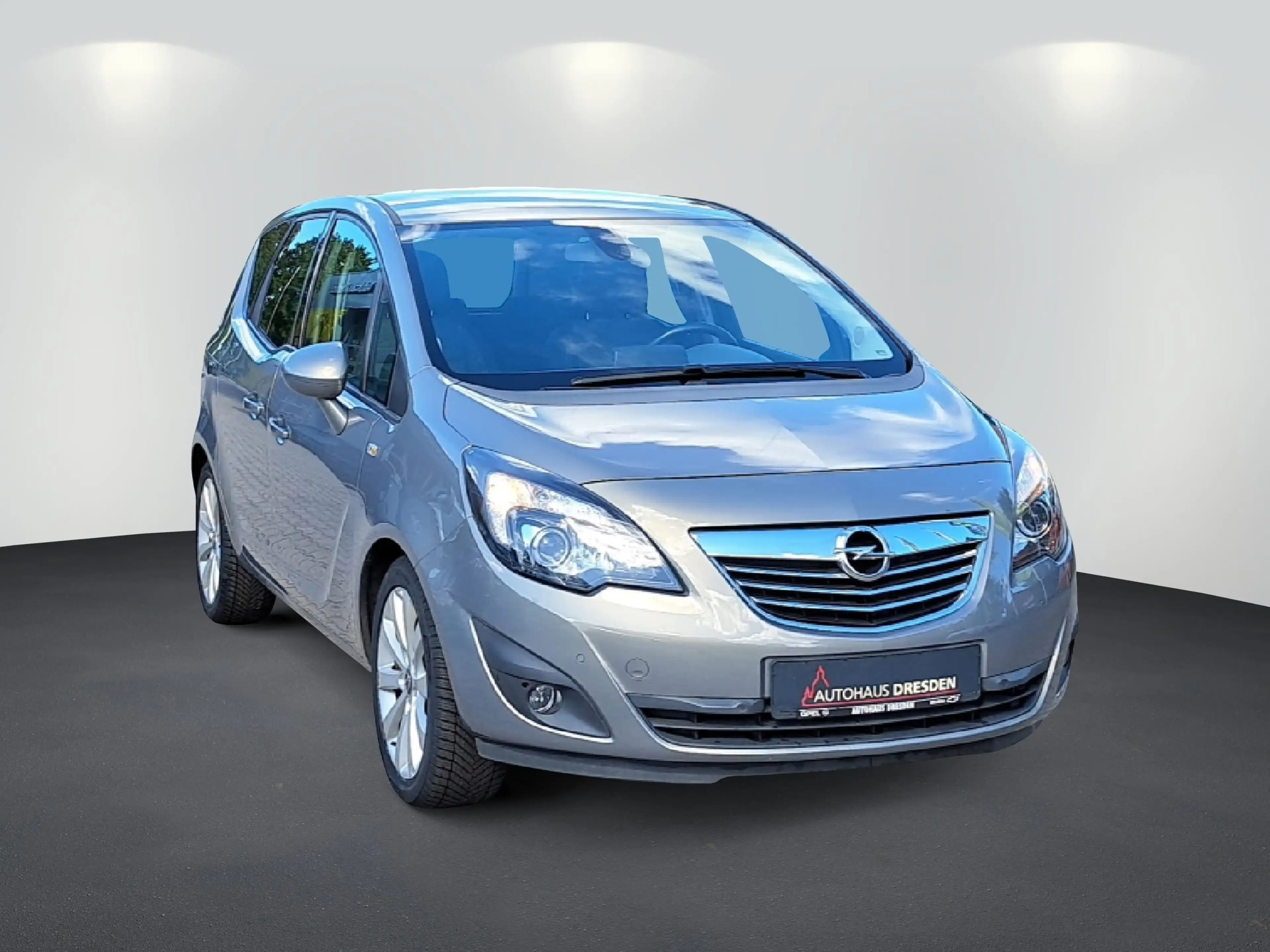 Opel Meriva B 1.4 Turbo Innovation *NAVI*SHZ*PDC*AWR* — photo 2