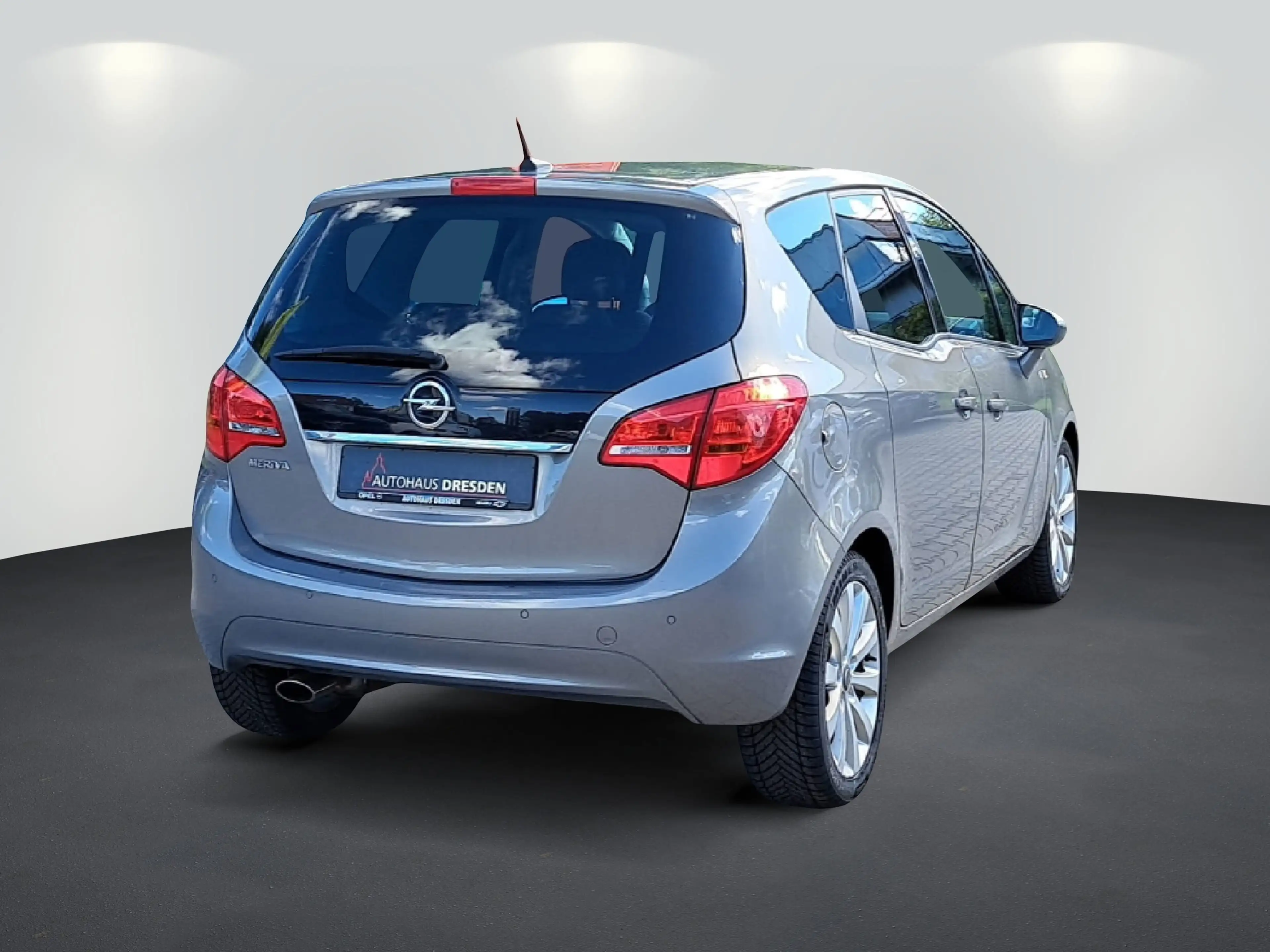 Opel Meriva B 1.4 Turbo Innovation *NAVI*SHZ*PDC*AWR* — photo 5