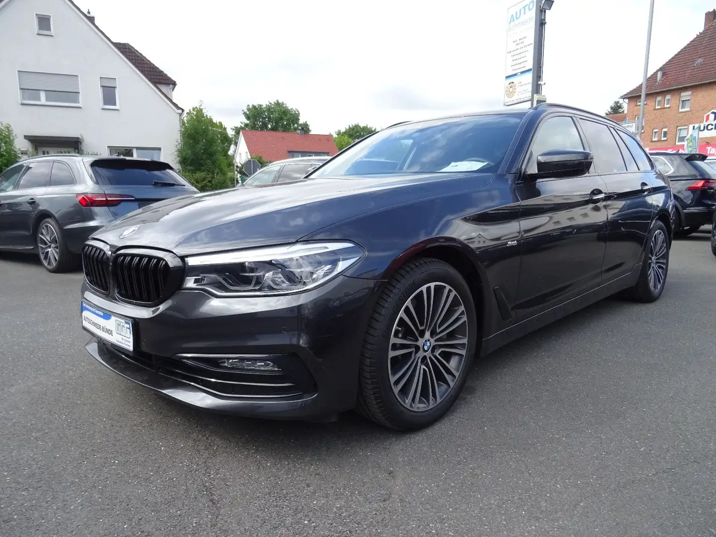 BMW 530 d Sport Line LED Navi PDC 2.Hand Grau - 1