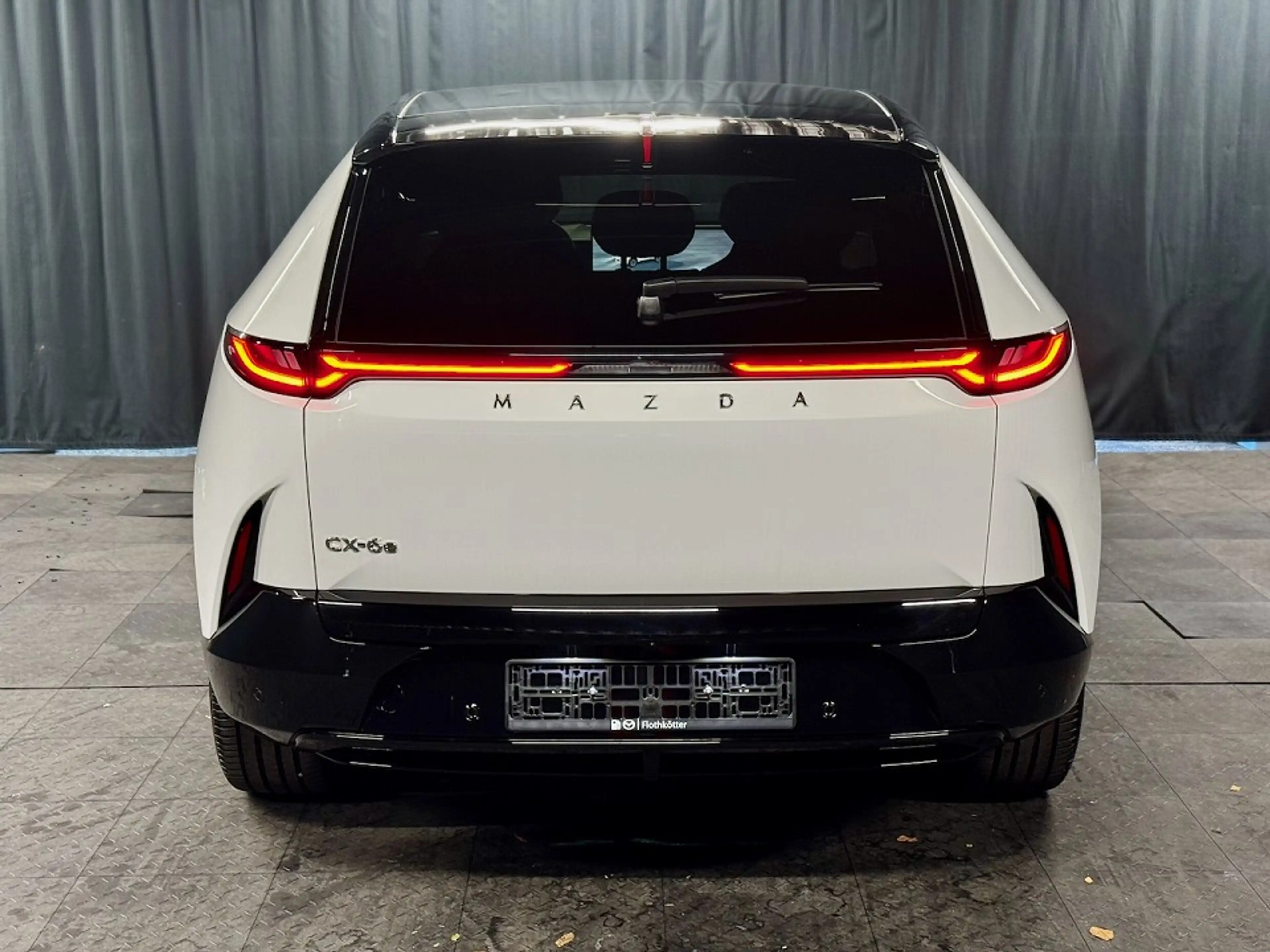 Mazda CX-6e TAKUMI-SCHWARZ*21"*Verfügbar 09.26 — photo 7