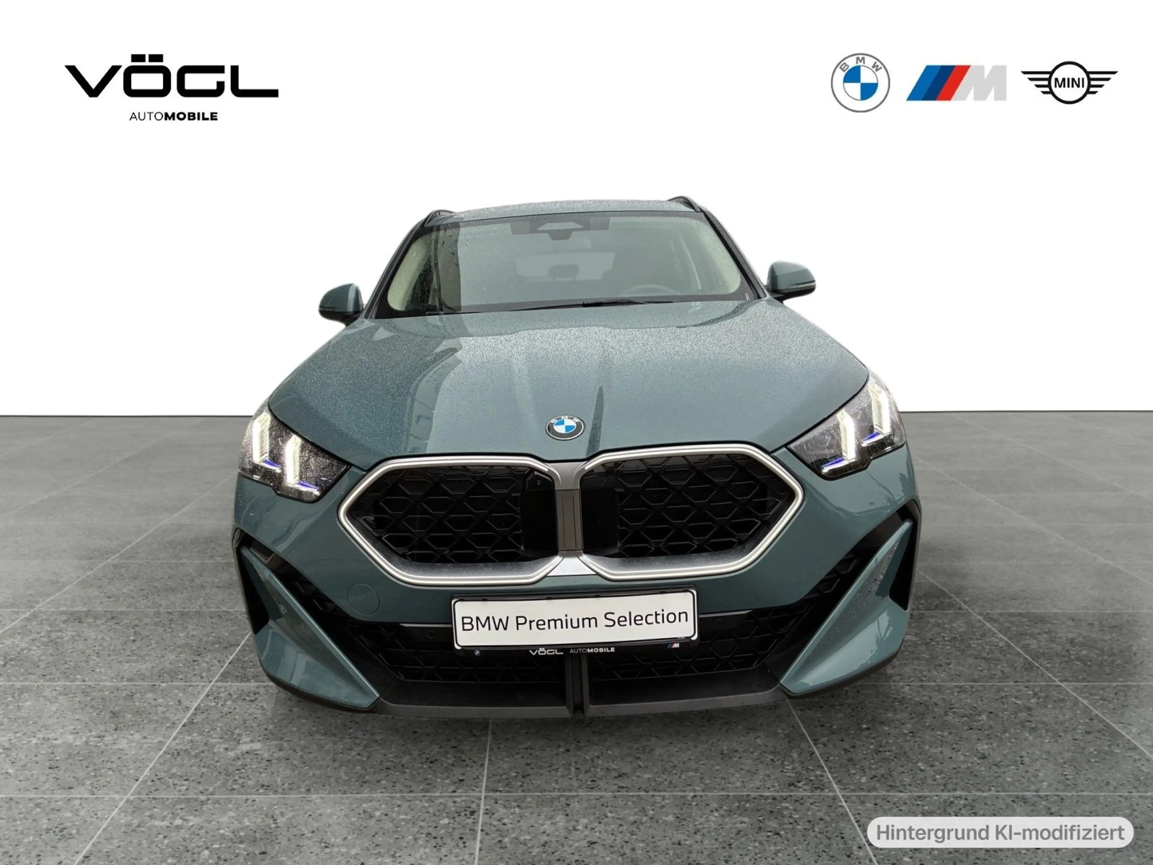 BMW X2 sDrive18d — photo 2