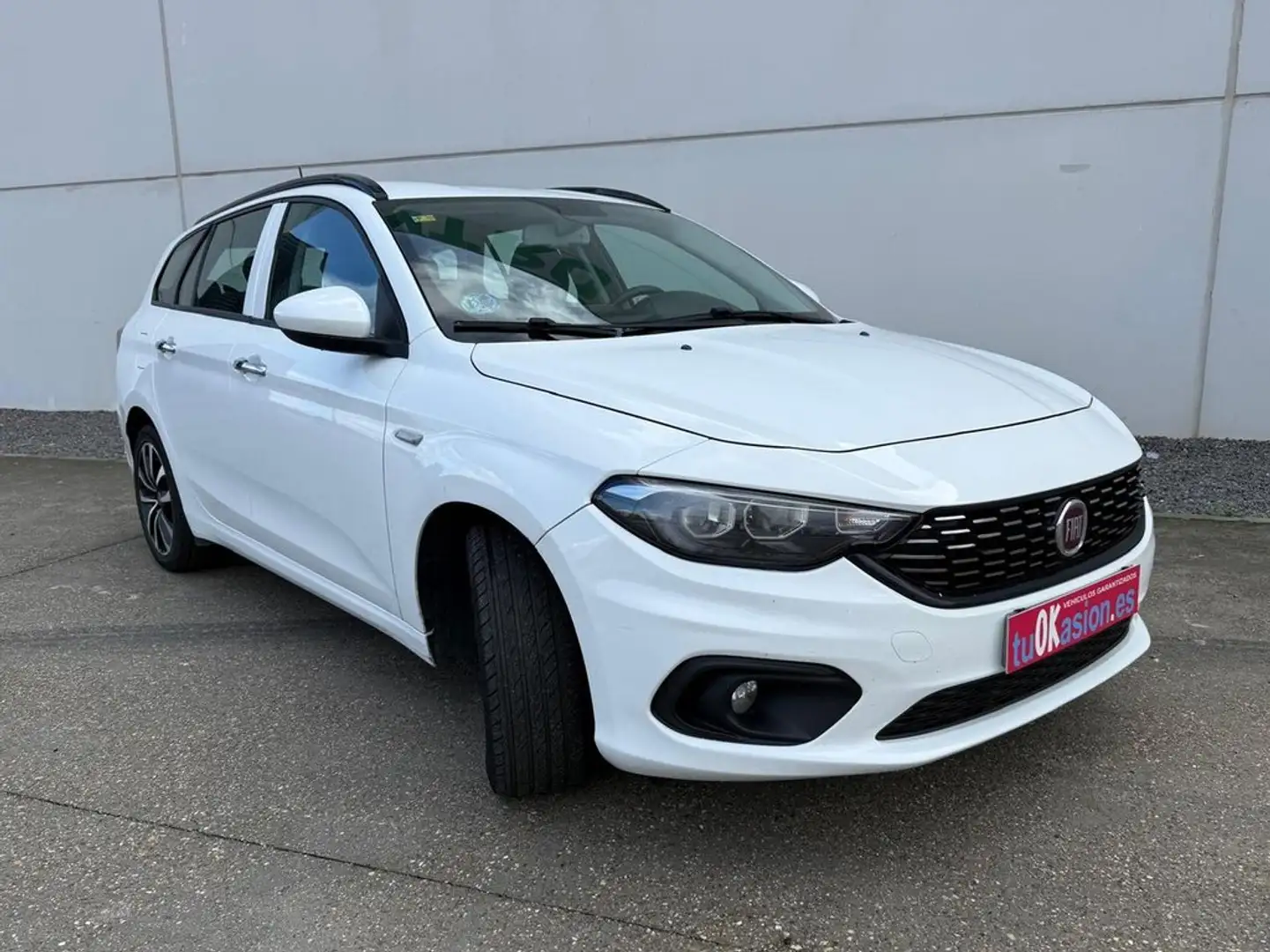 Fiat Tipo Sw 1.4 120Cv Glp Weiß - 2