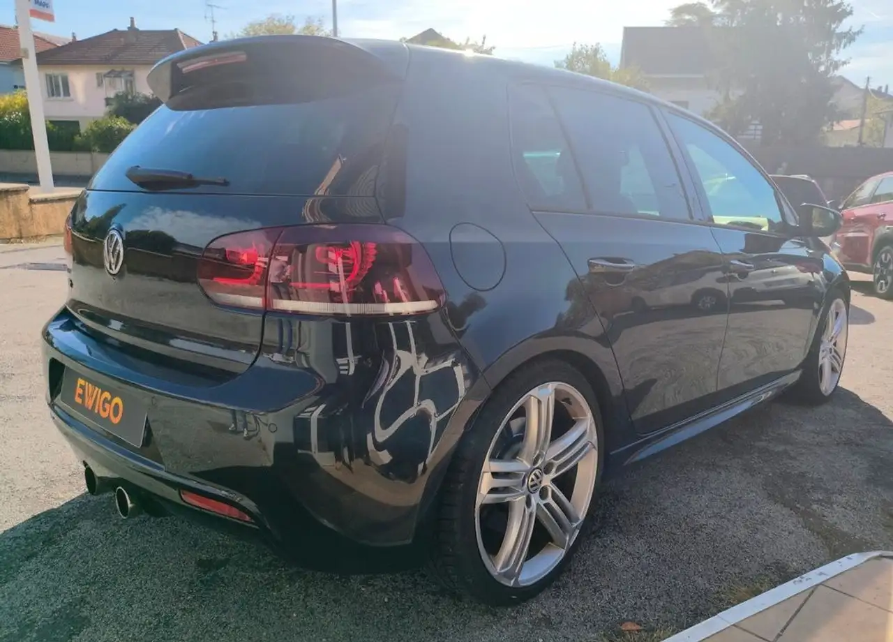 Volkswagen Golf R — photo 2
