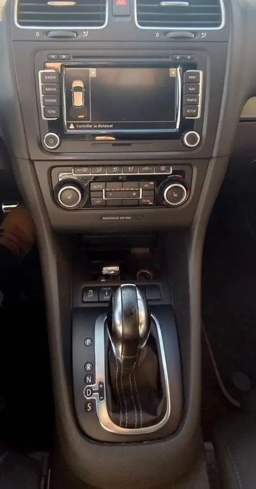 Volkswagen Golf R — photo 7