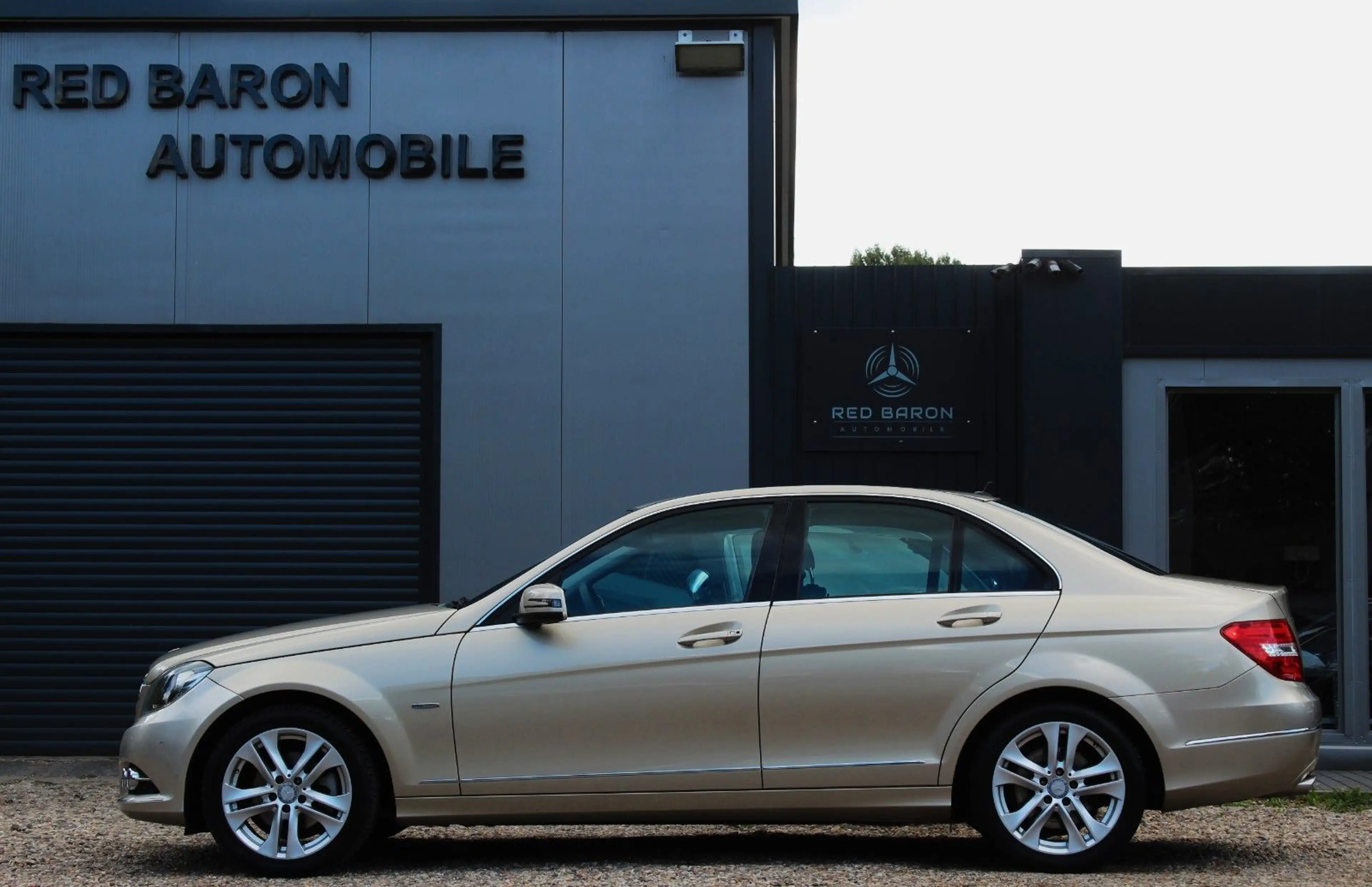 Mercedes-Benz C 200 BlueEF AVANTGARDE 7-G LEDER NAVI PDC KLIMA — photo 7