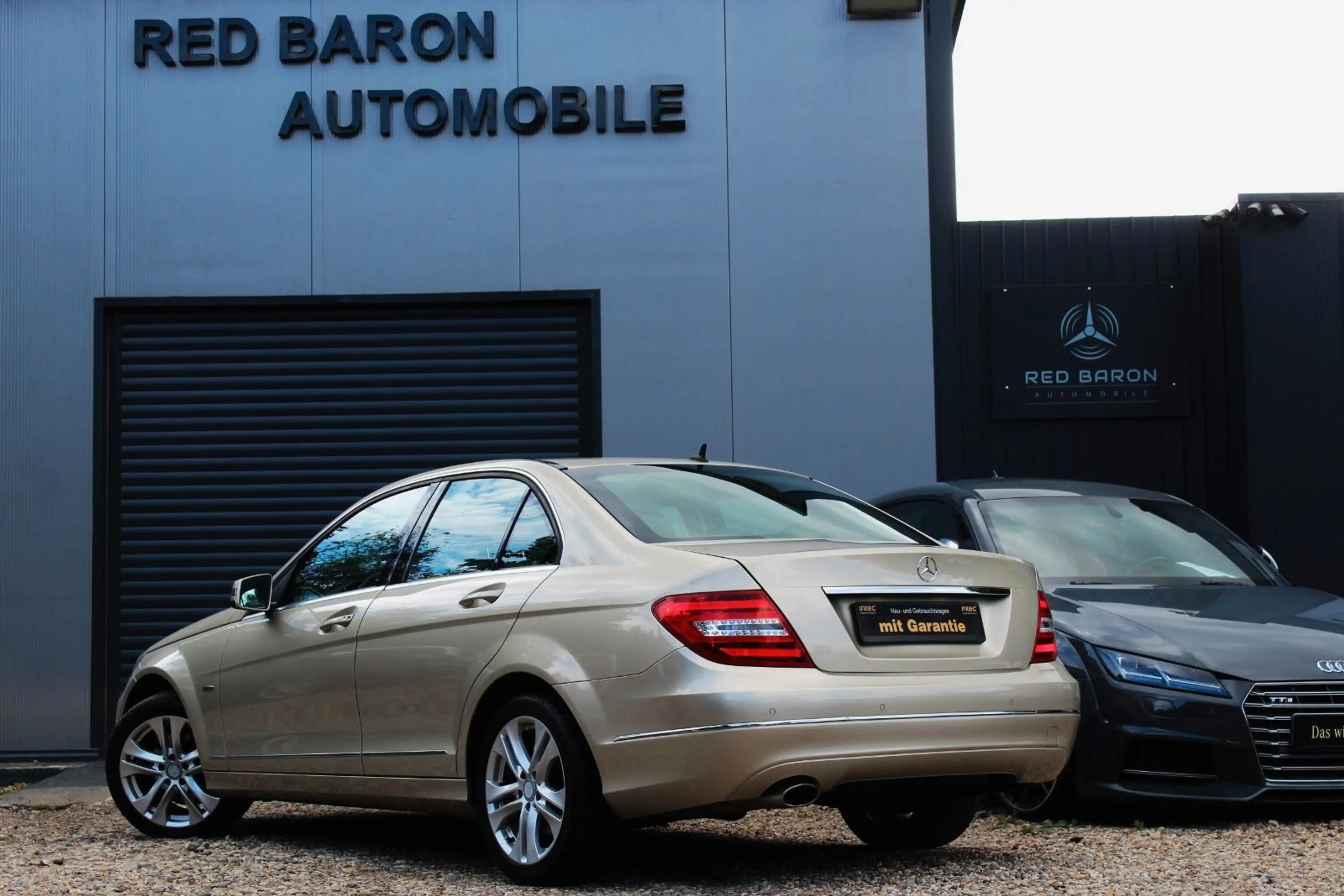 Mercedes-Benz C 200 BlueEF AVANTGARDE 7-G LEDER NAVI PDC KLIMA — photo 6