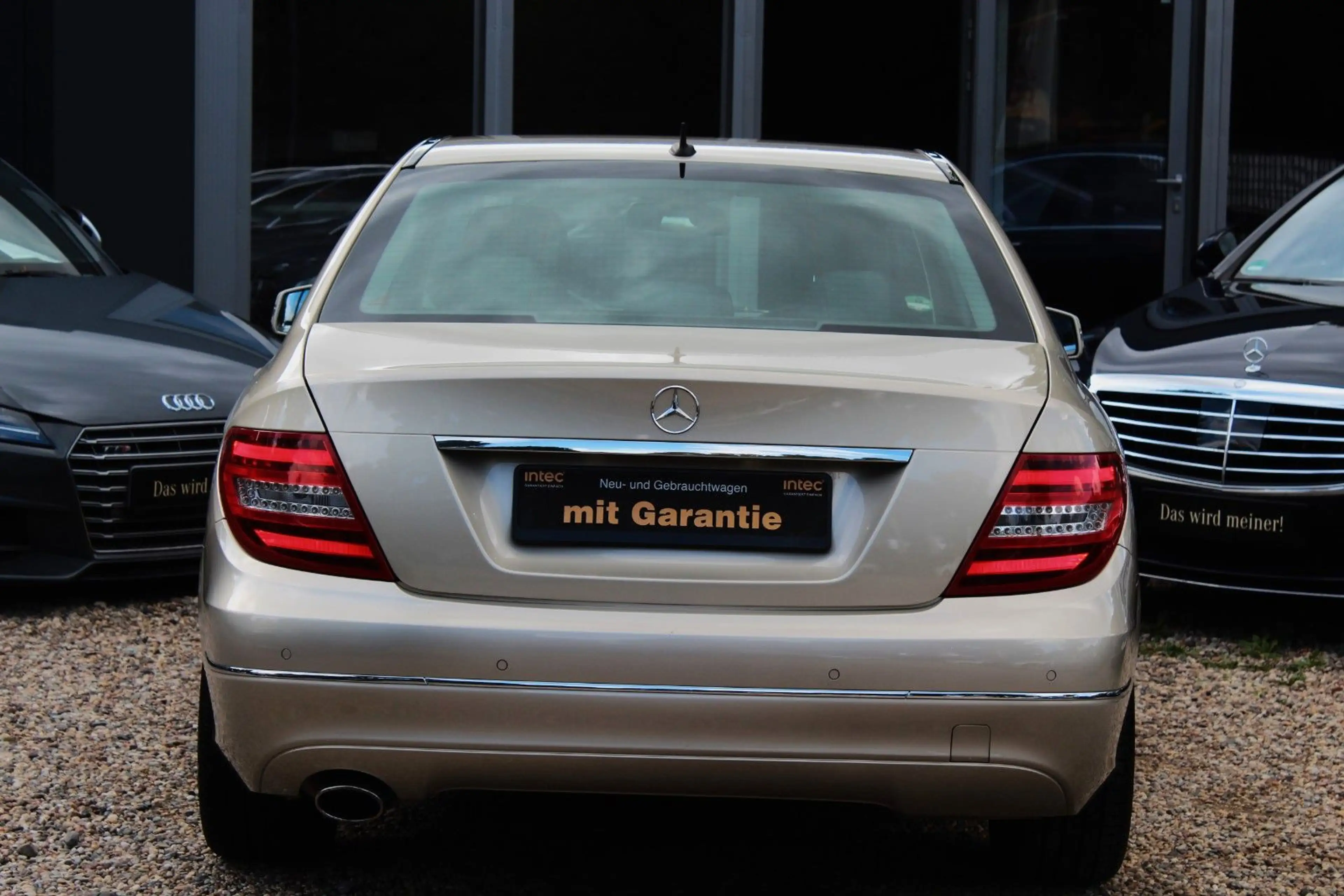 Mercedes-Benz C 200 BlueEF AVANTGARDE 7-G LEDER NAVI PDC KLIMA — photo 5